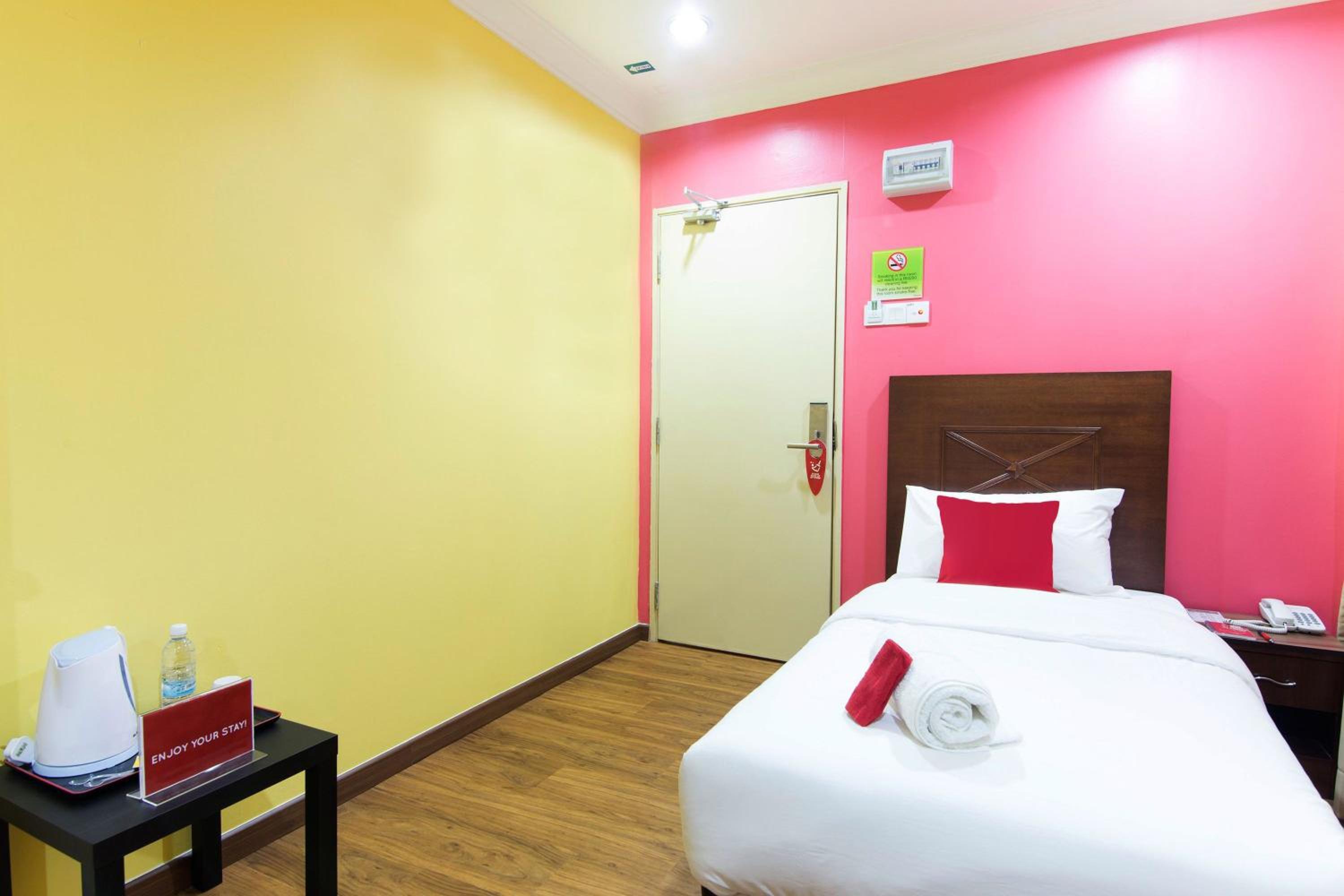 Superior Single Room photo 3