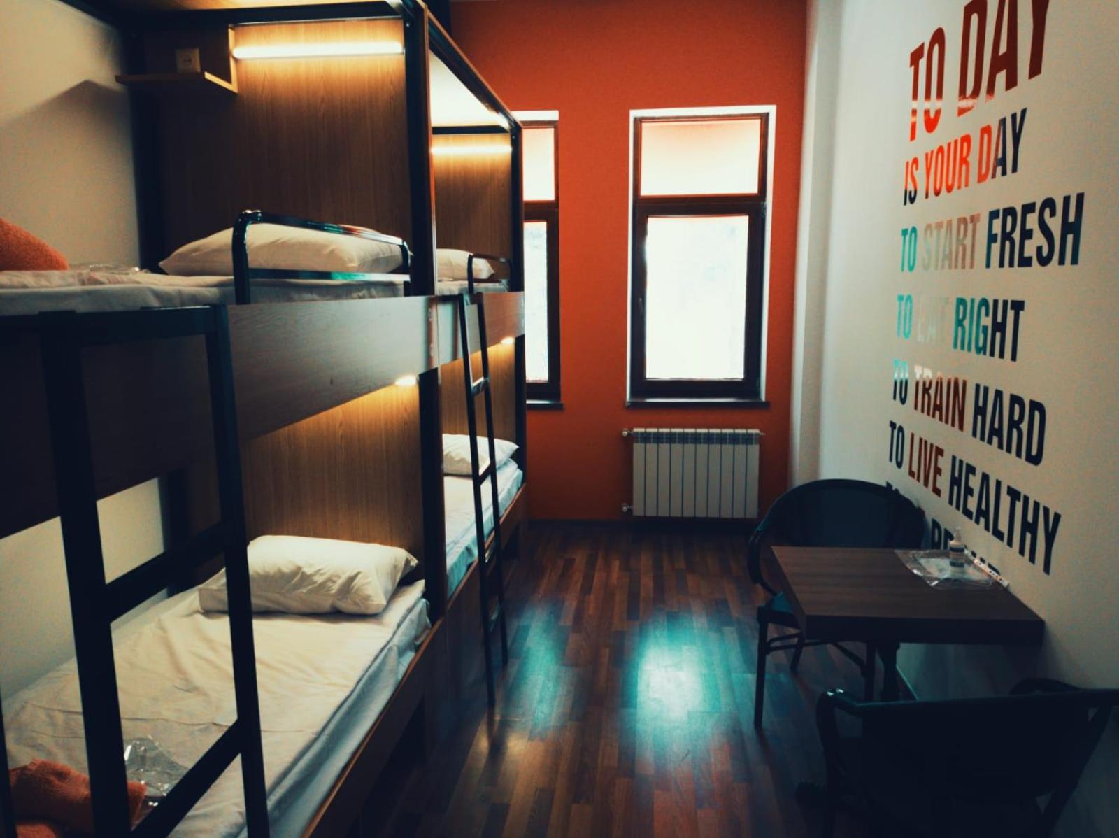 Bed in 4-Bed Male Dormitory Room photo 3