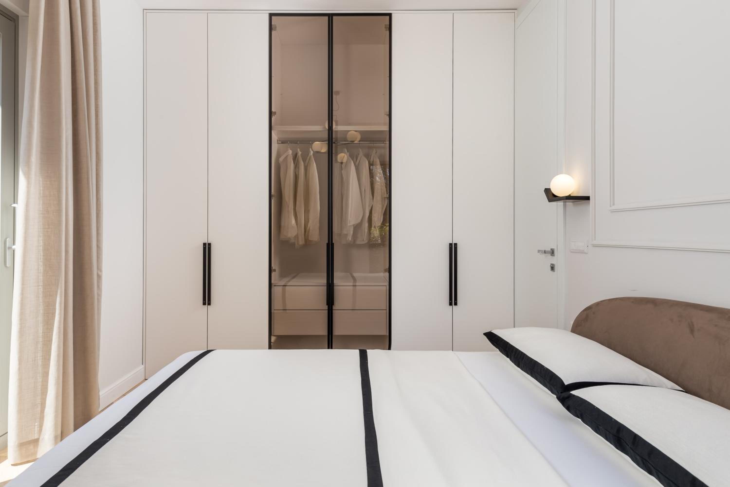 Apartment with Sea View - Photo 6