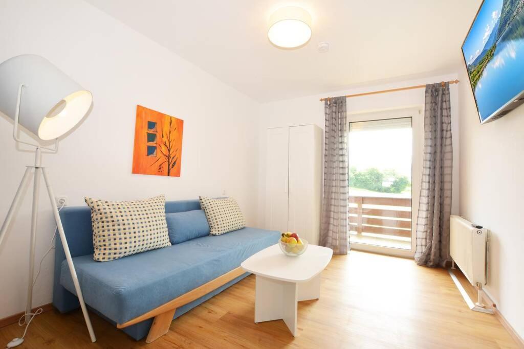 One-Bedroom Apartment - Photo 1