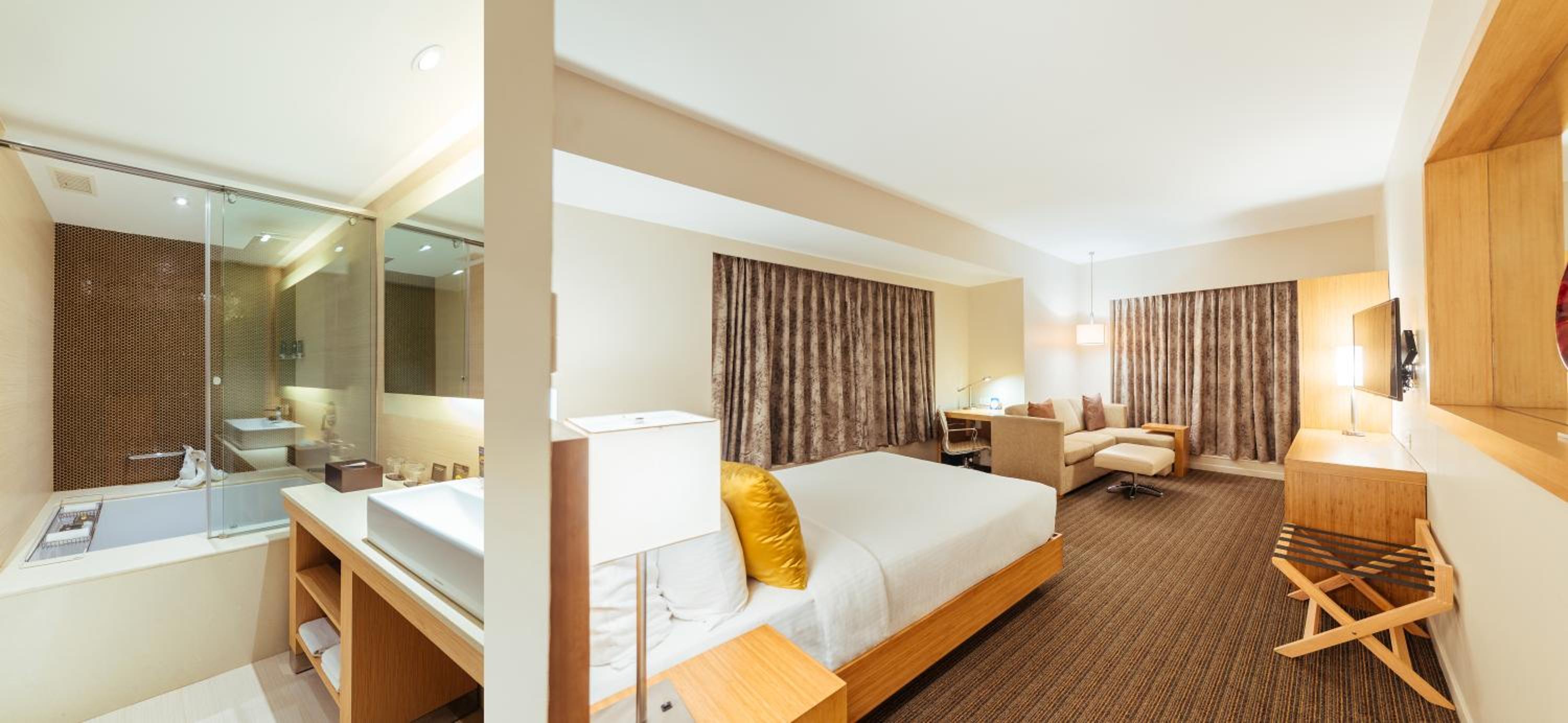 Junior Suite | Unlimited imported liquor at the Premium Lounge (6–8 pm), tea/coffee (10 am–10 pm), one-way airport transfer and 20% off on F&B, Laundry, Spa and Transport Junior Suite | Unlimited imported liquor at the Premium Lounge (6–8 pm), tea/coffee (10 am–10 pm), one-way airport transfer and 20% off on F&B, Laundry, Spa and Transport