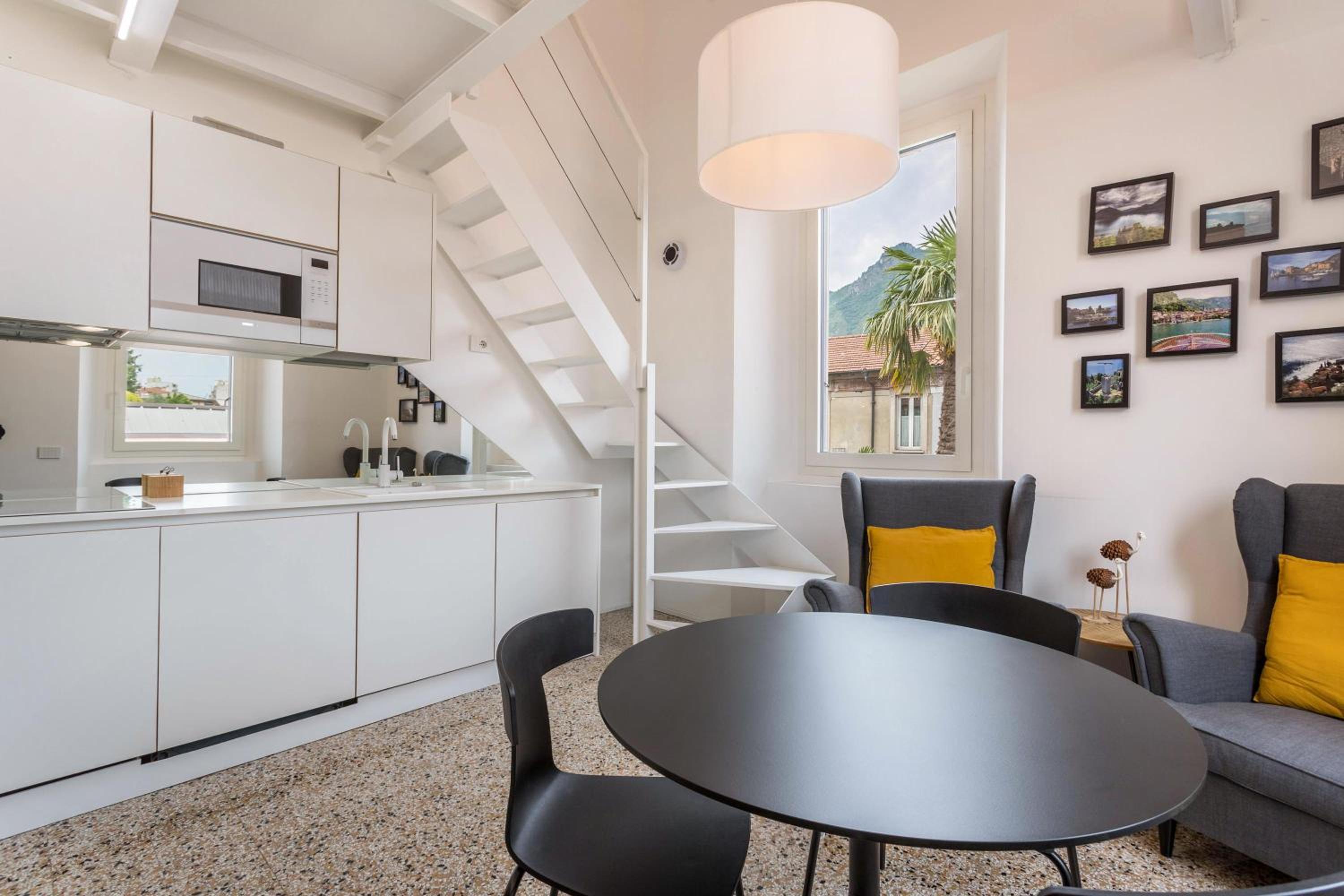 Superior One-Bedroom Apartment