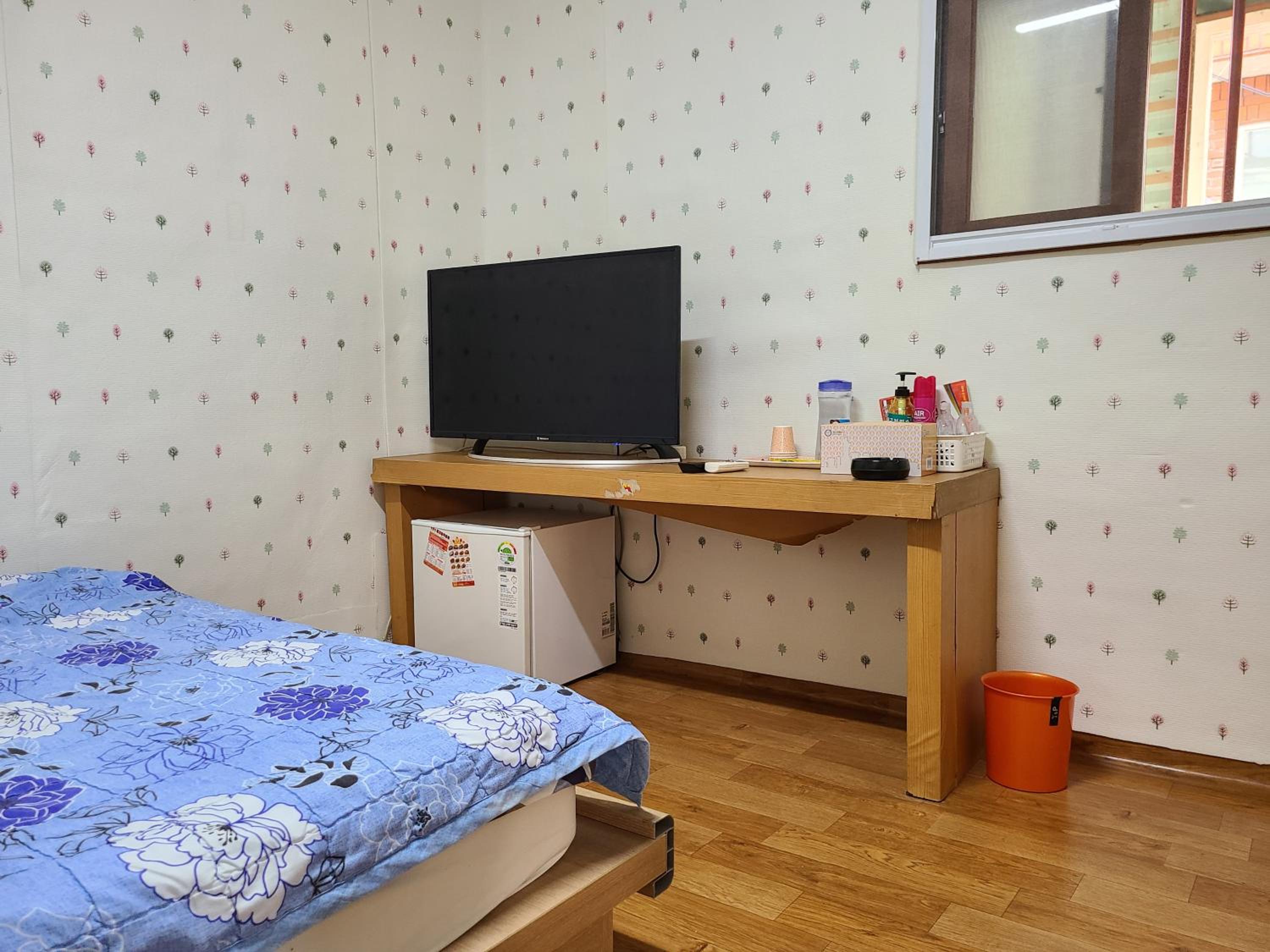 Double Room - Photo 2