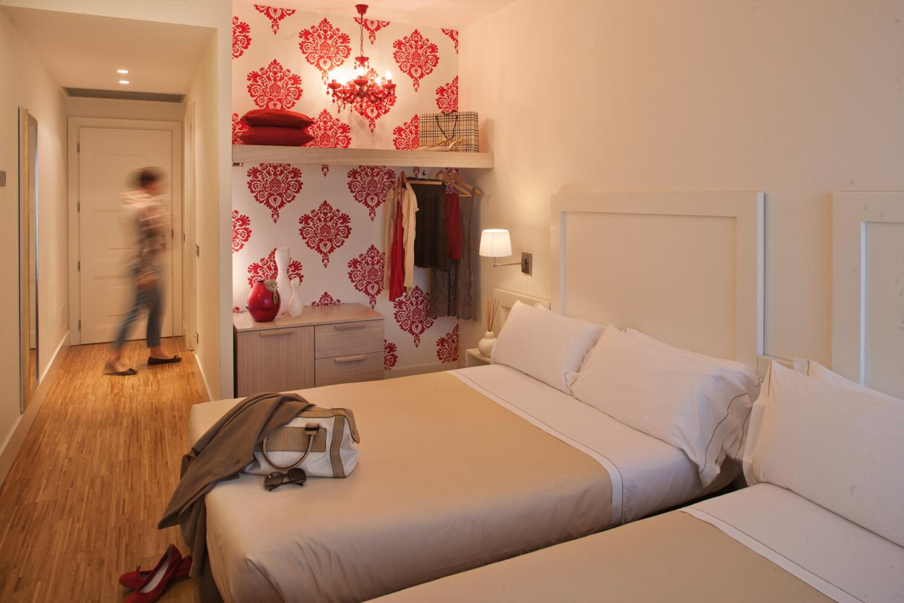 Comfort Double Room with Balcony - Photo 5