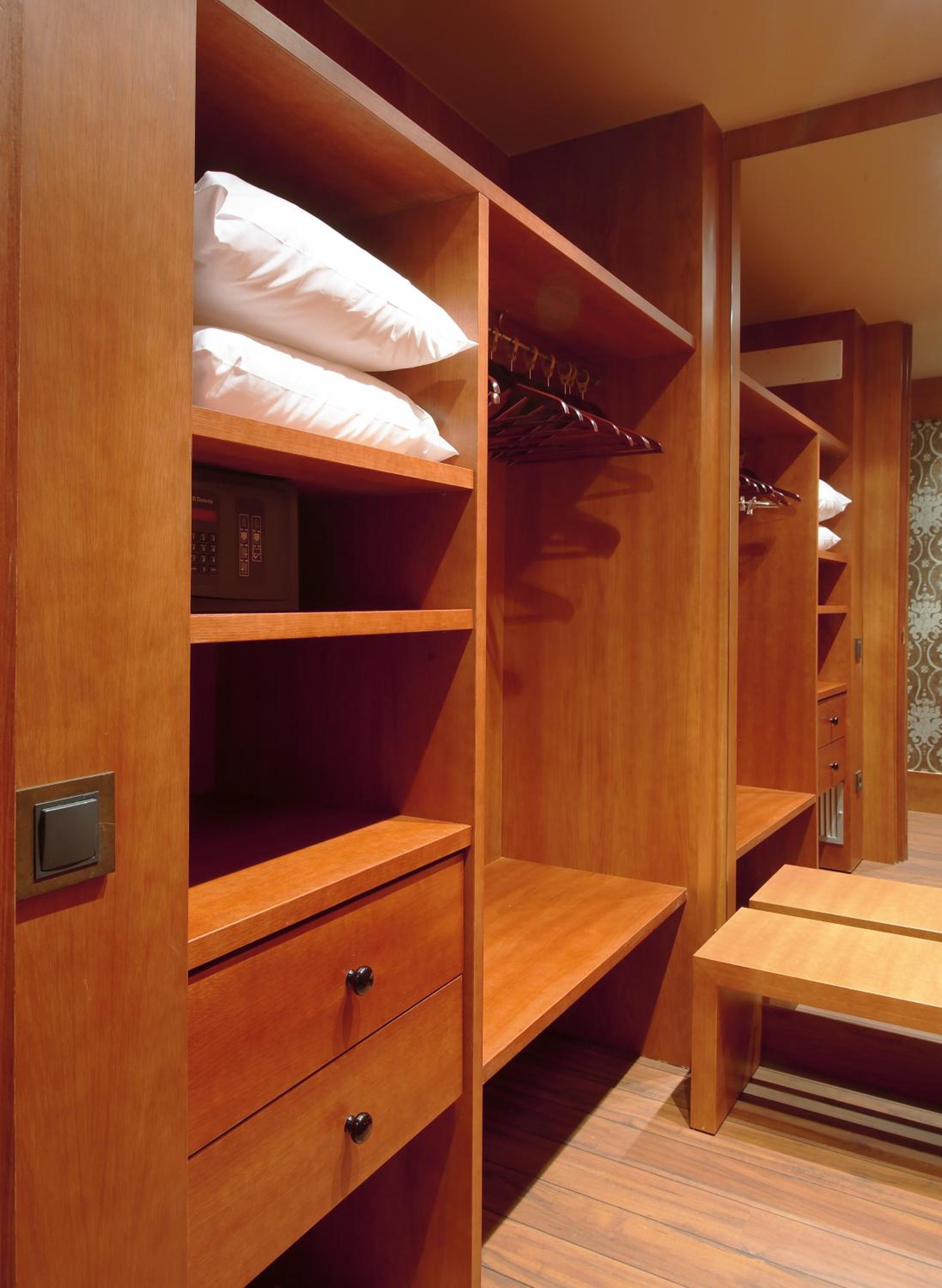 Double or Twin Room photo 3