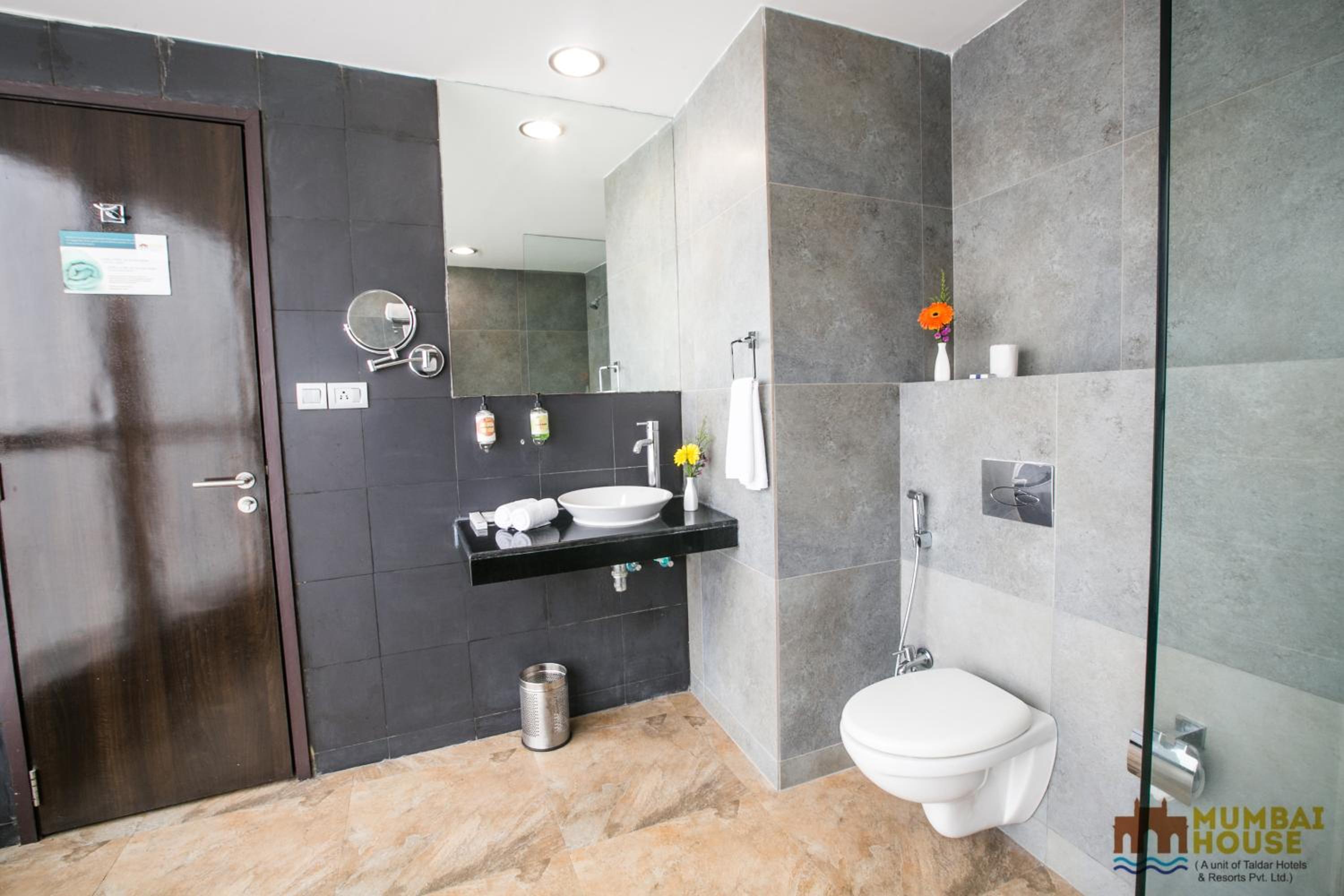 Executive Suite photo 3