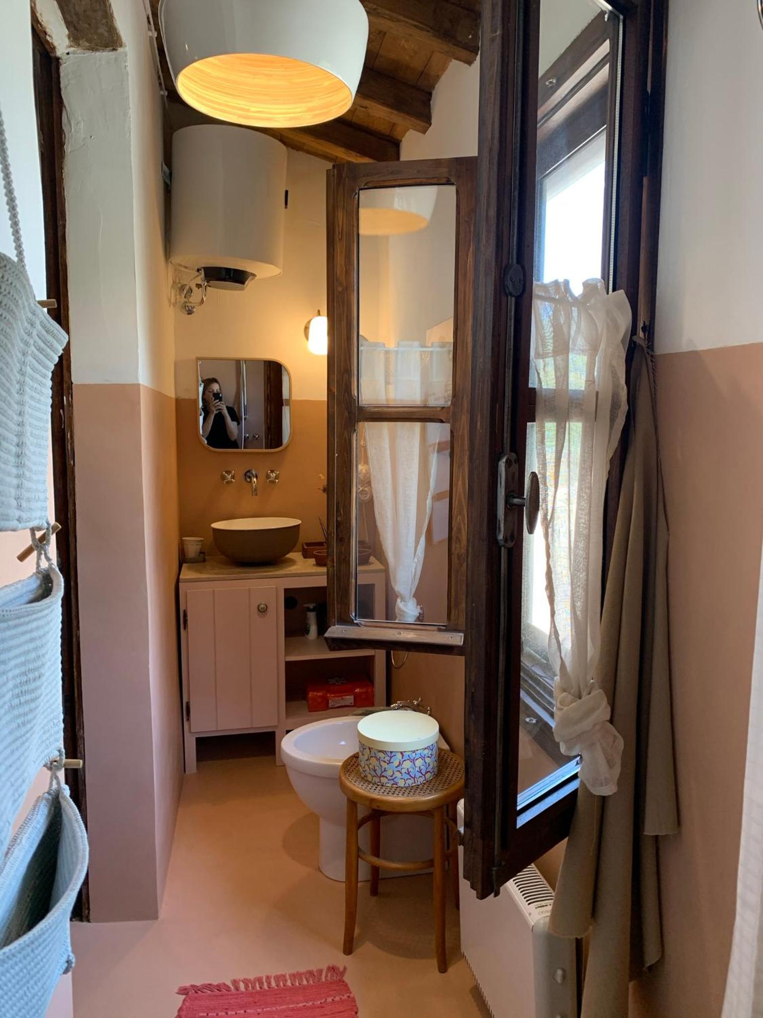 Apartment with Balcony - Photo 37