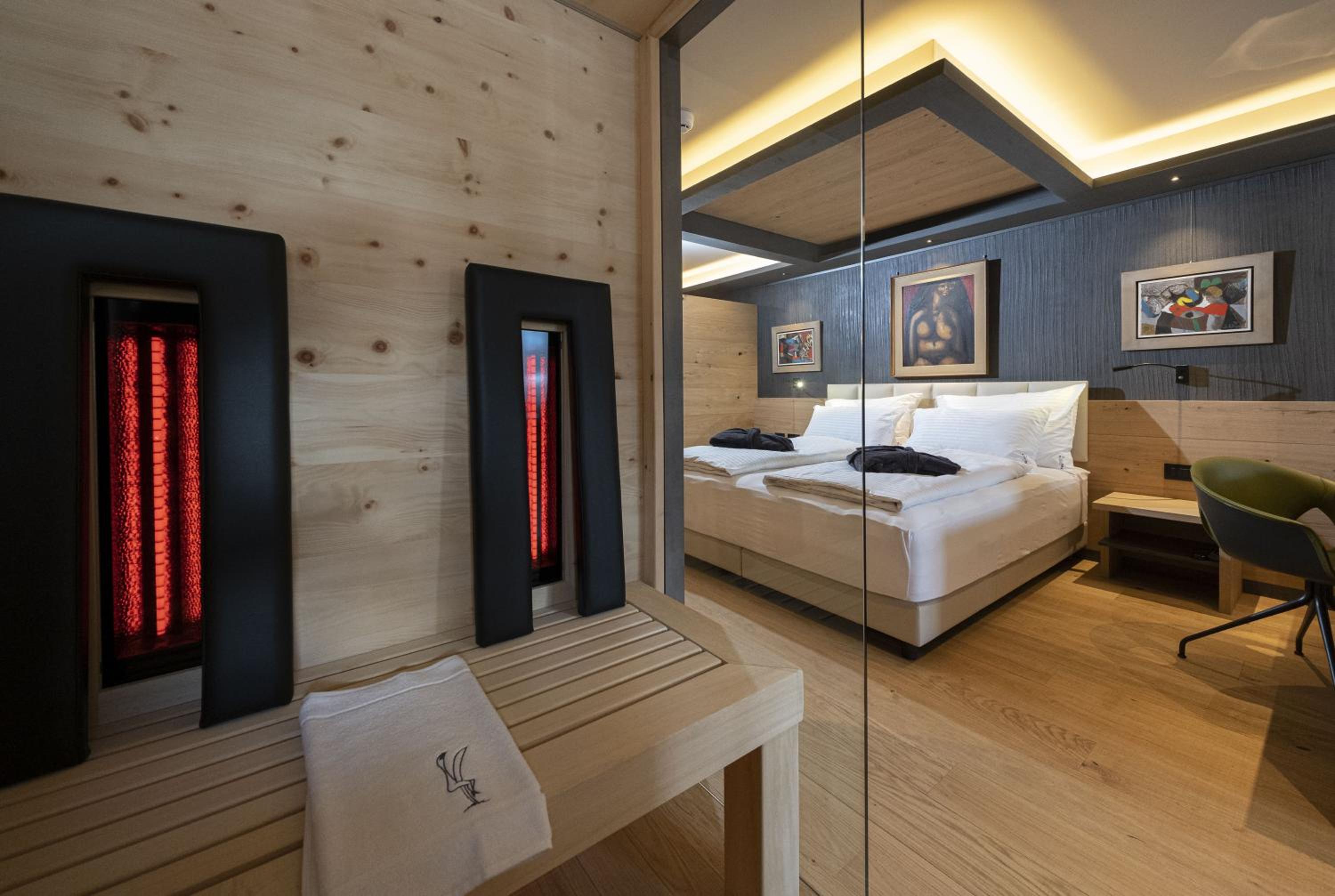 Junior Suite with Sauna