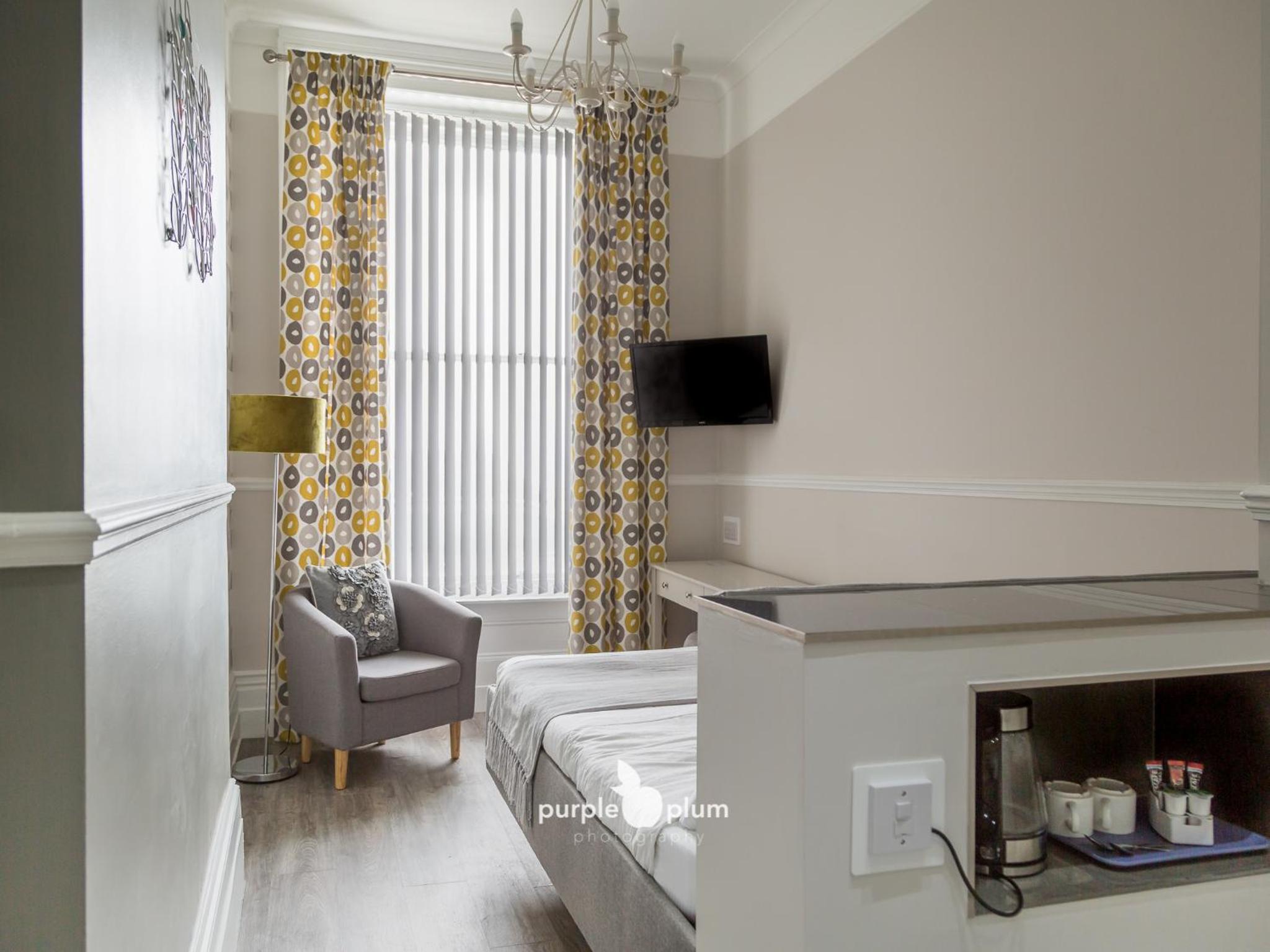 Deluxe Double Room with Shower