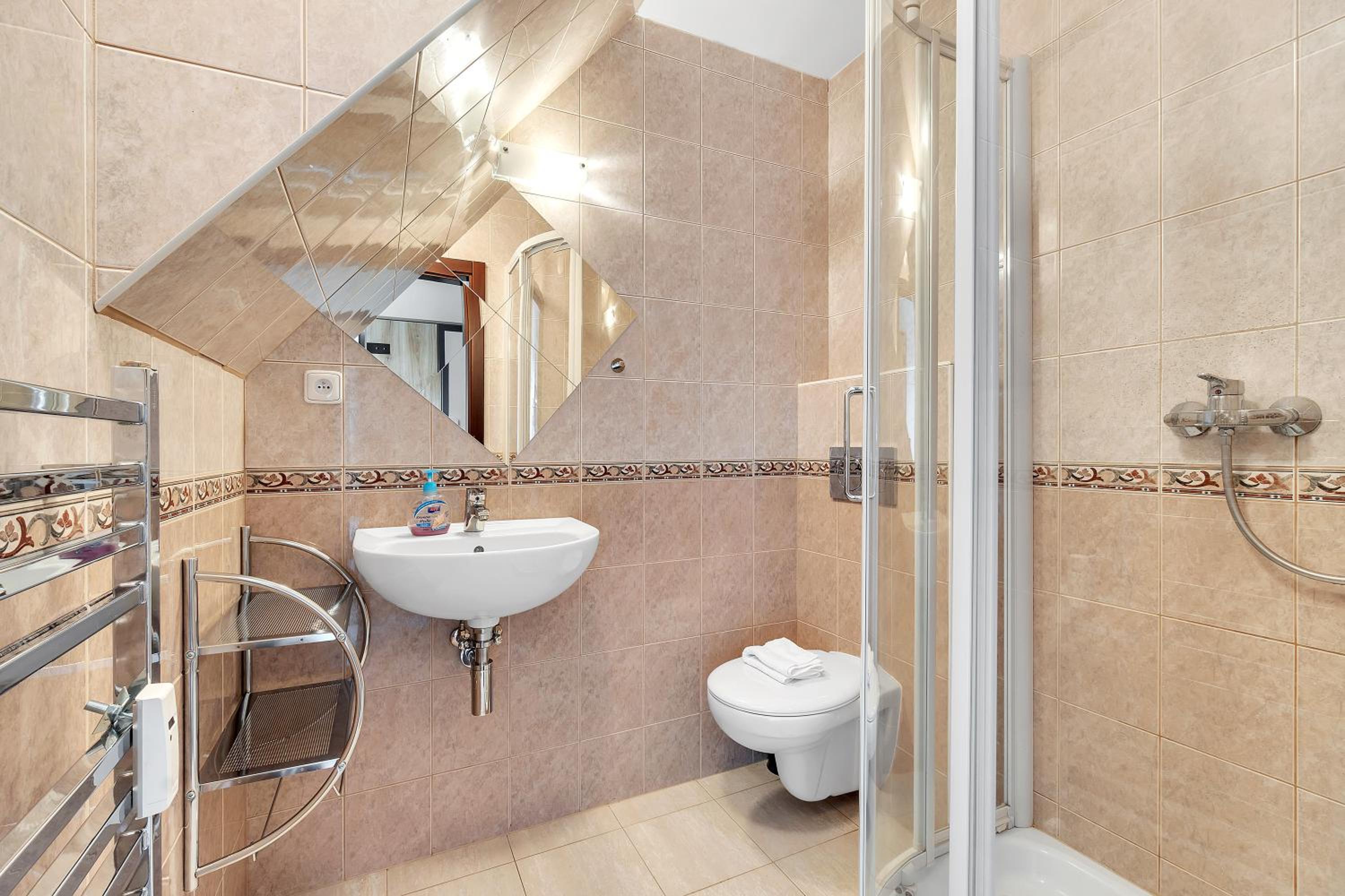 Maisonette photo 3