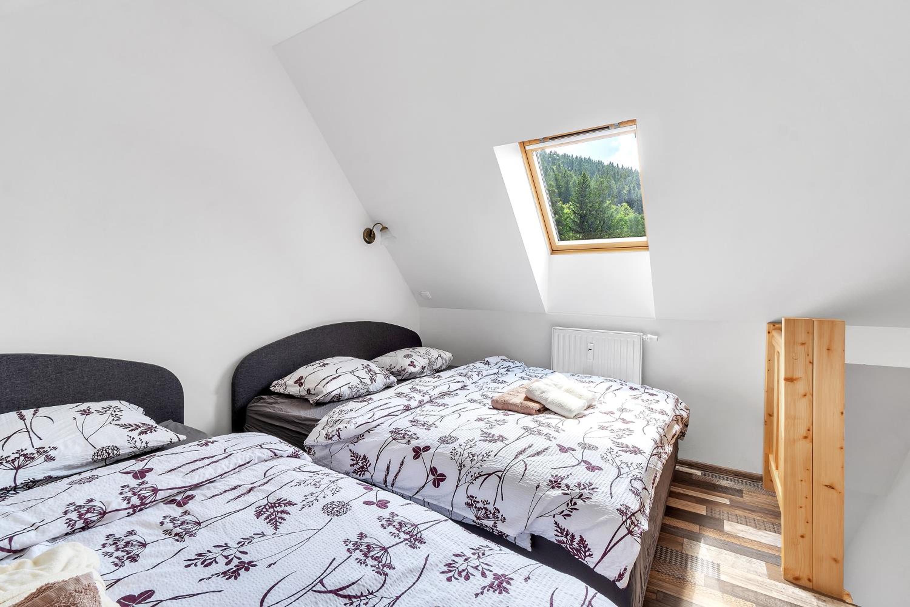 Maisonette photo 1