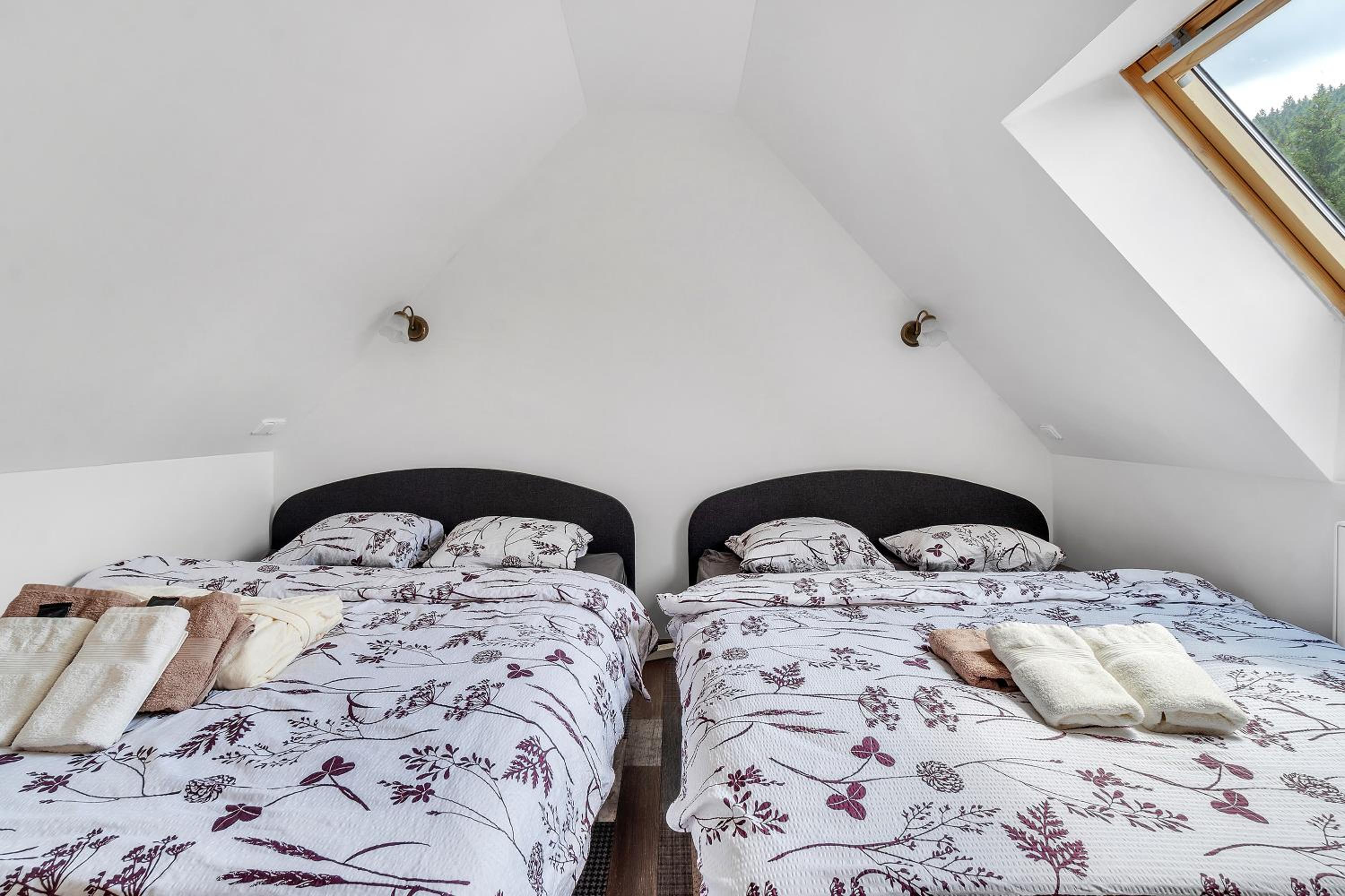 Maisonette photo 2