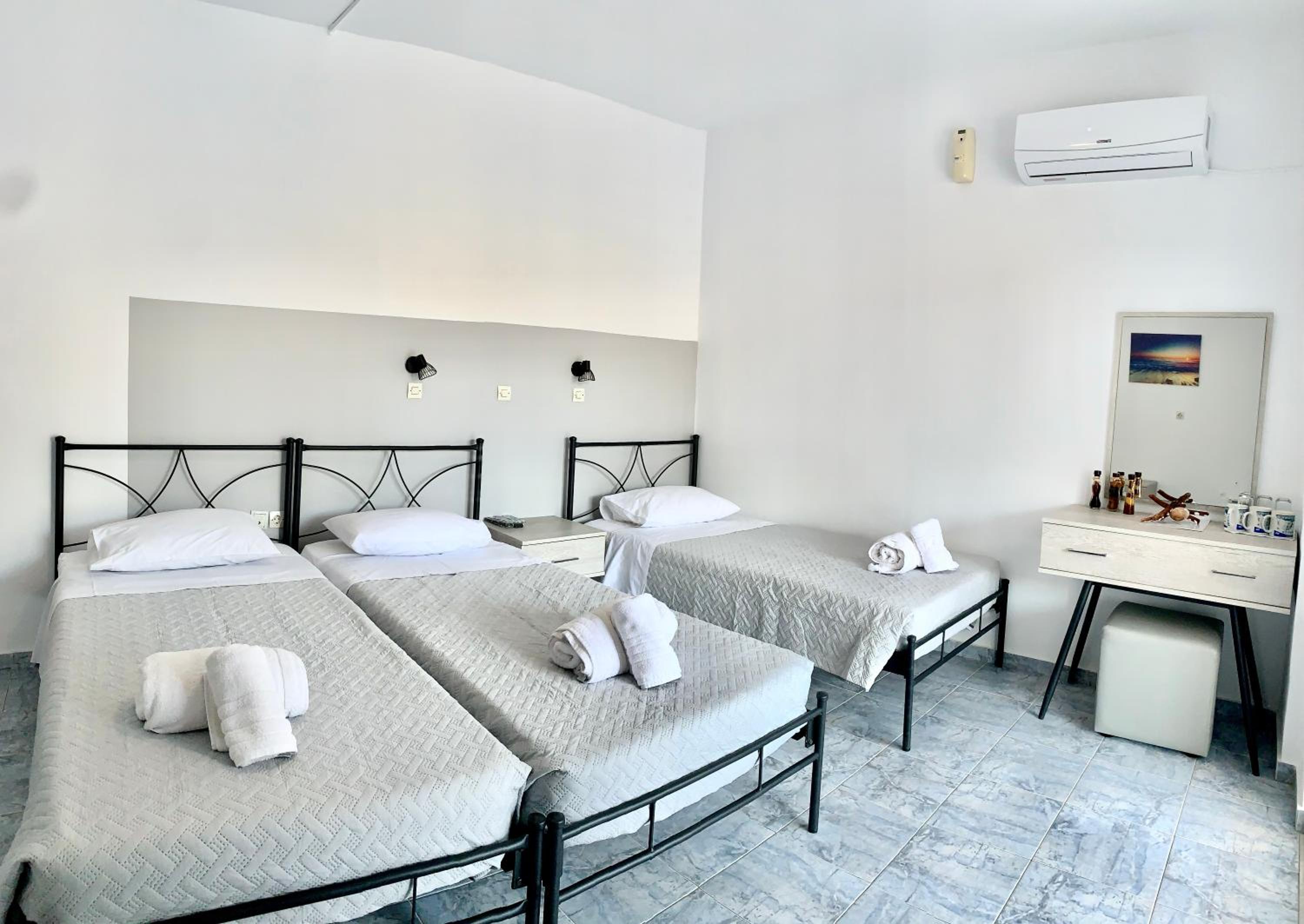 Standard Triple Room photo 1