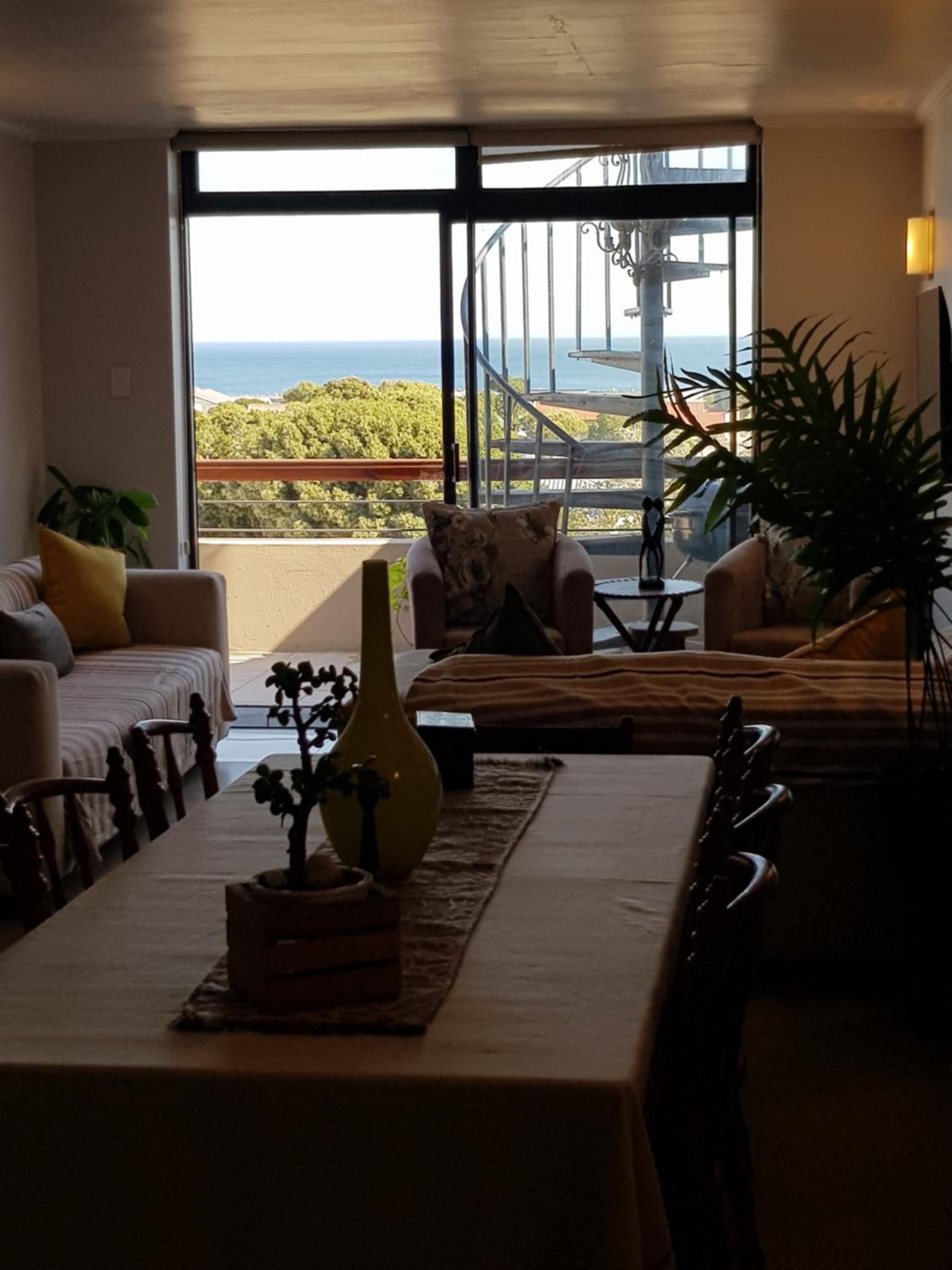 Two-Bedroom Apartment - Photo 19