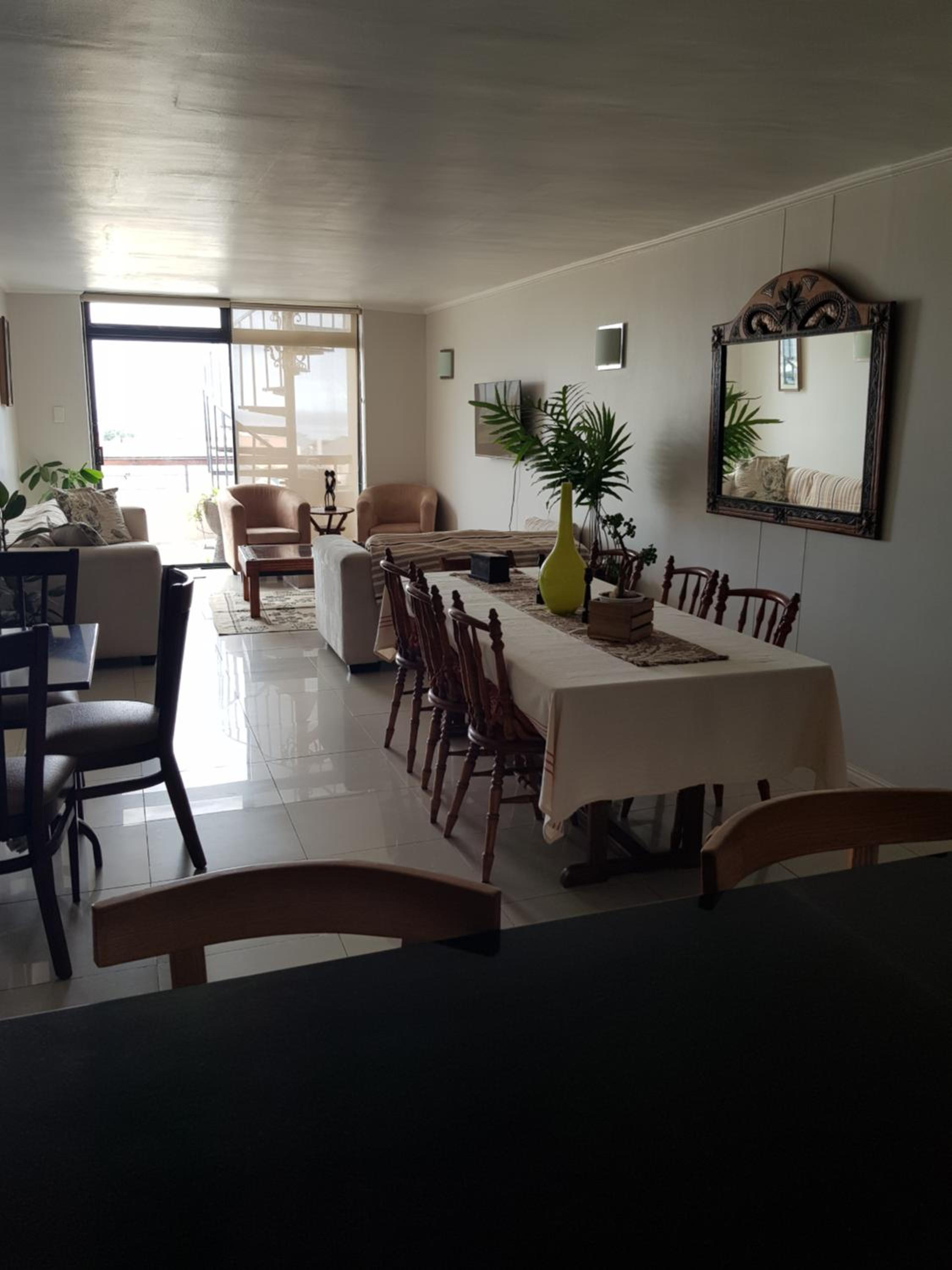 Two-Bedroom Apartment - Photo 9