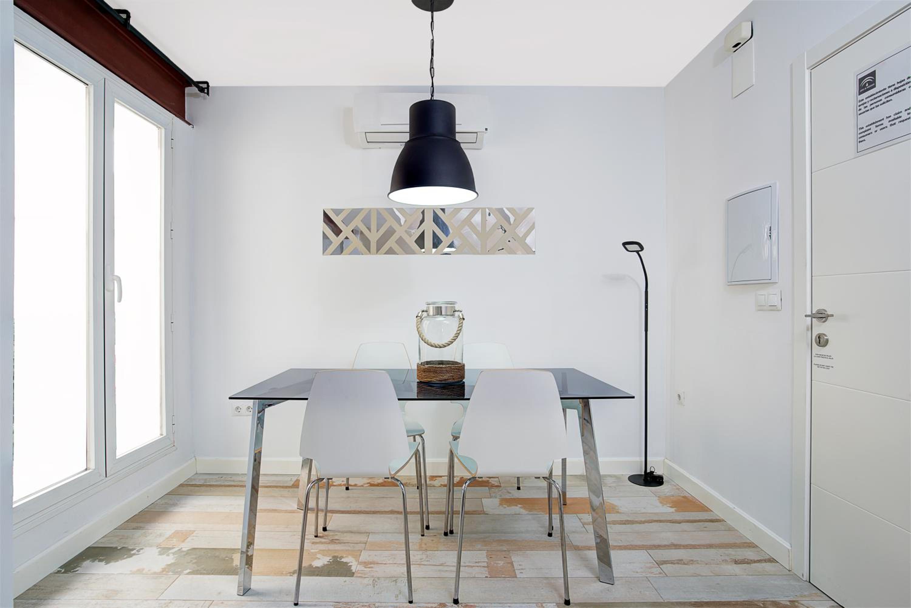 Standard Apartment - Photo 2
