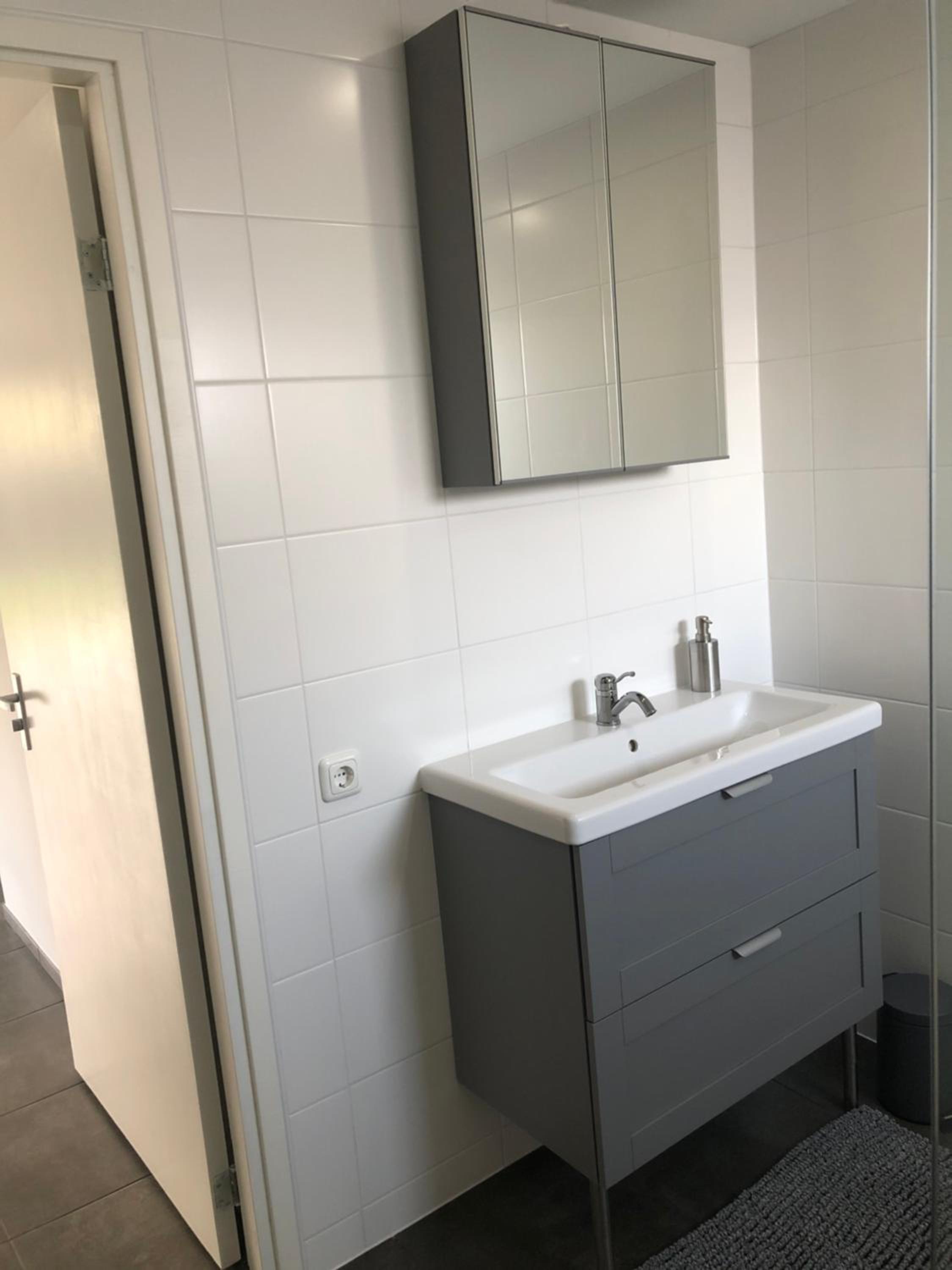 One-Bedroom Apartment photo 3