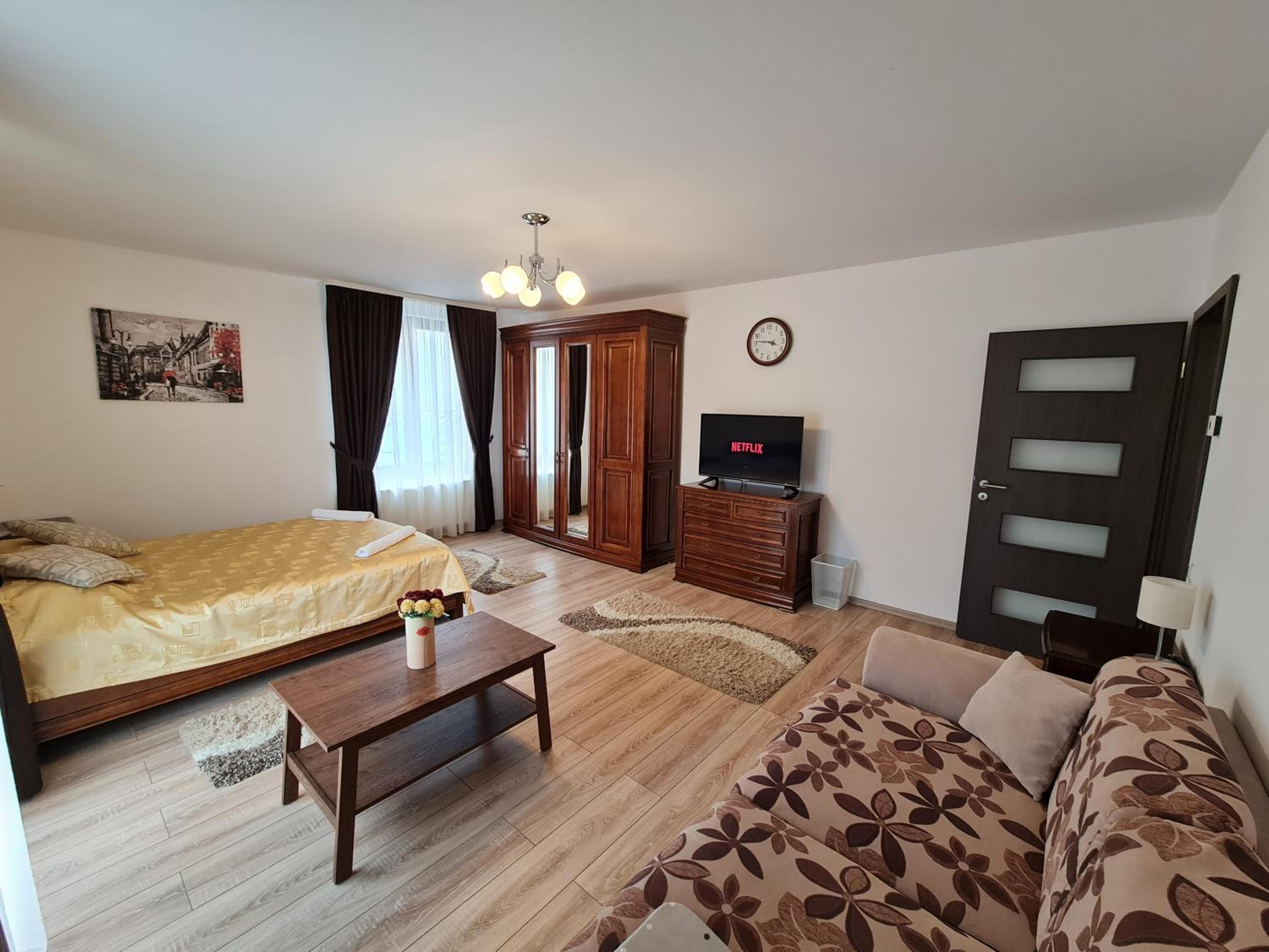 One-Bedroom Apartment