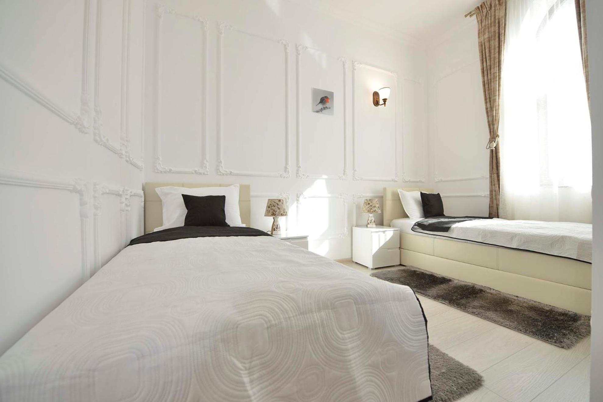 Two-Bedroom Apartment - Photo 4