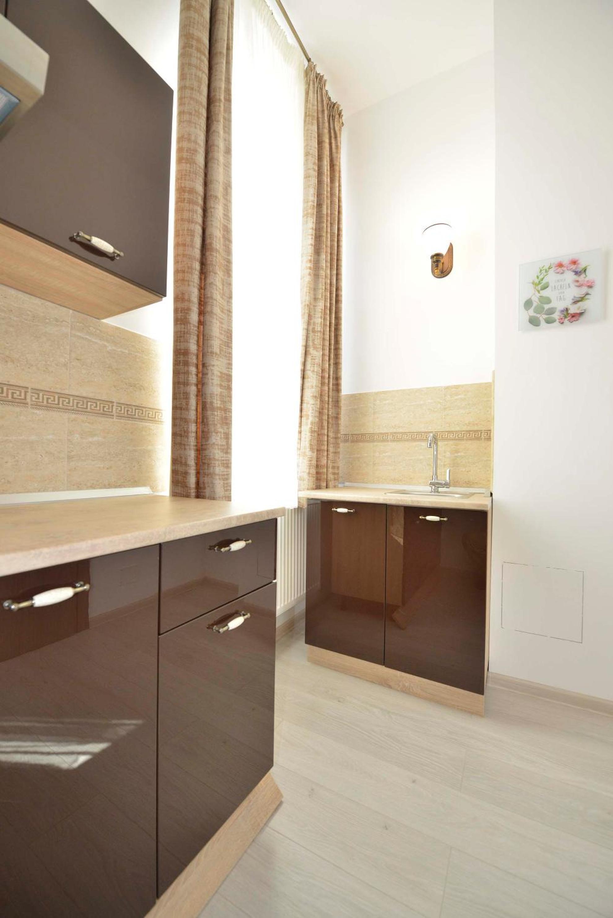 Two-Bedroom Apartment - Photo 7