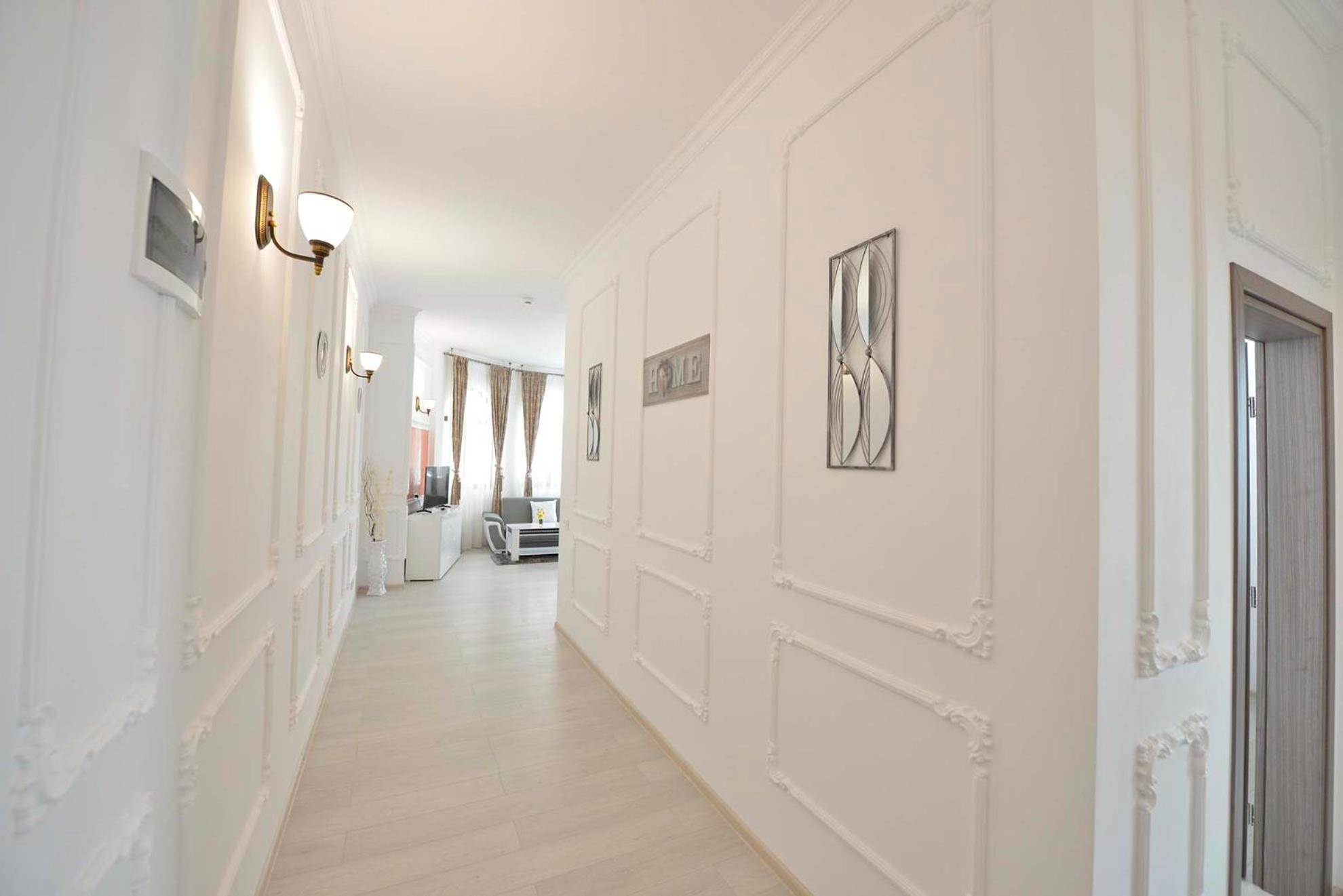 Two-Bedroom Apartment - Photo 12