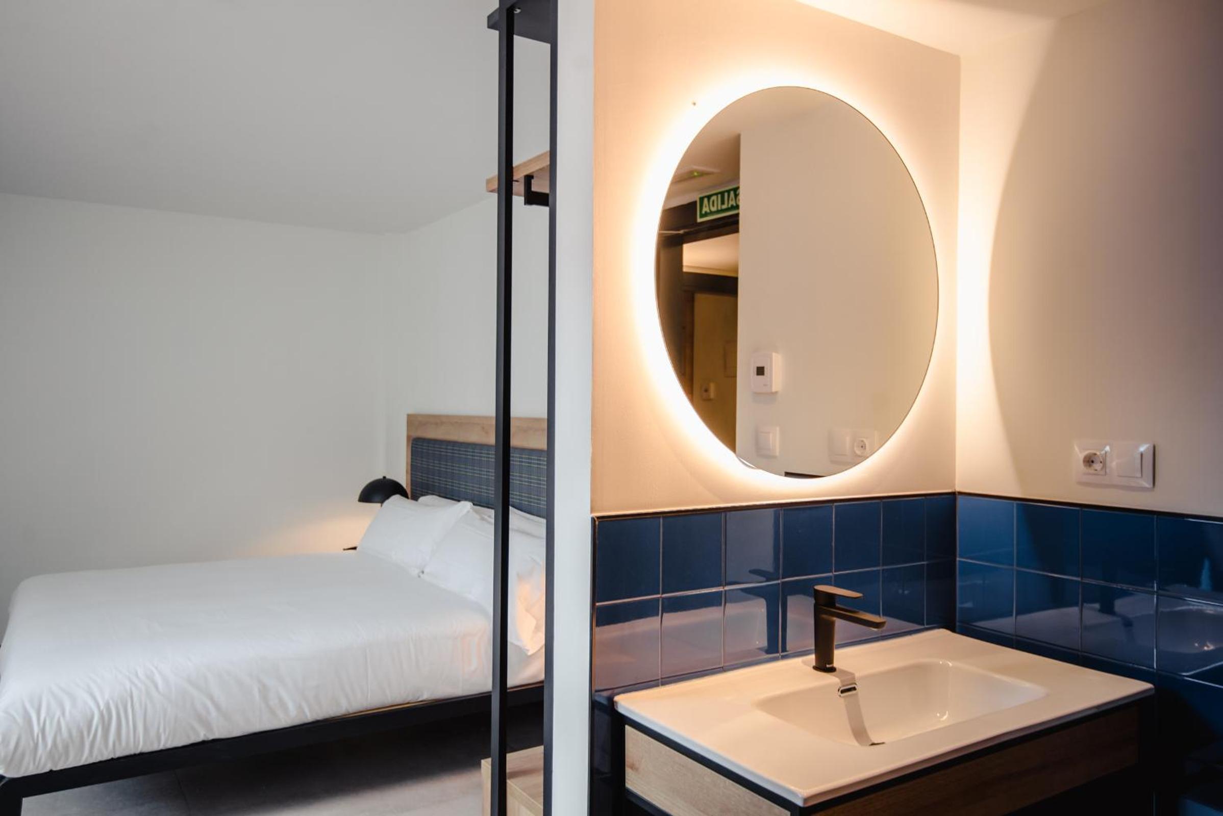 Classic Triple Room - Photo 4