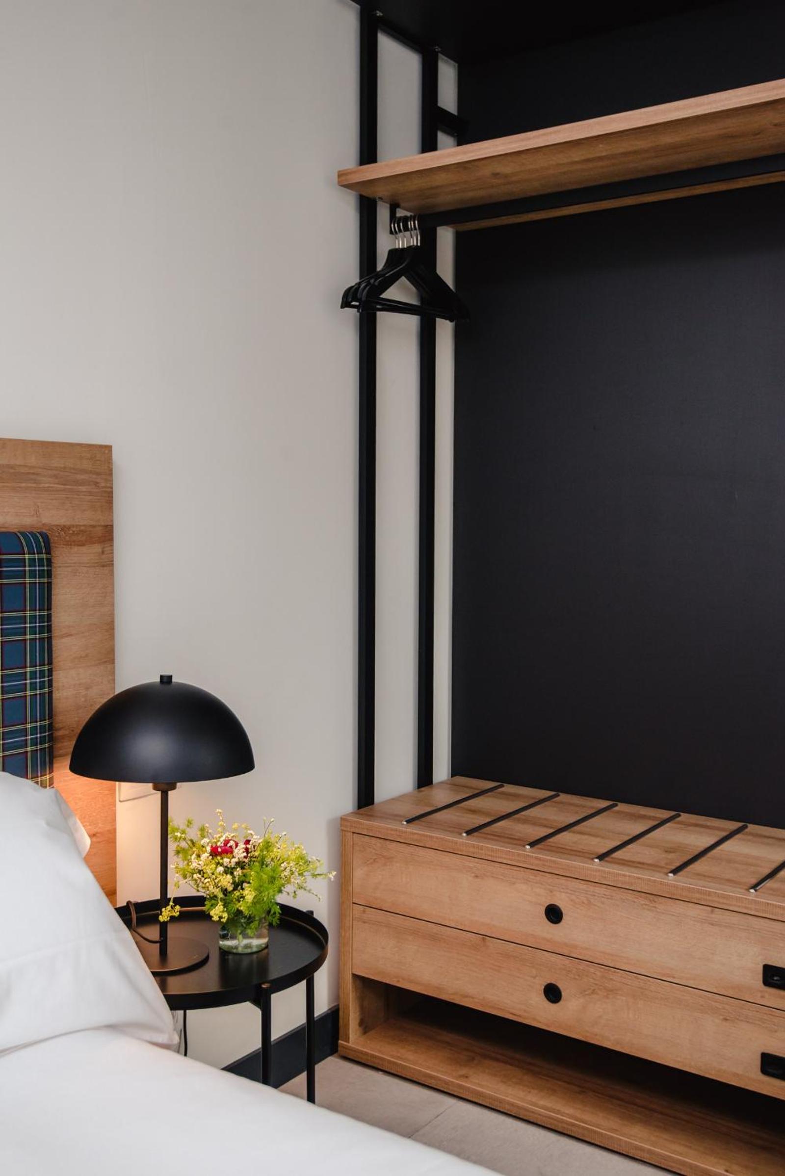 Classic Triple Room - Photo 5