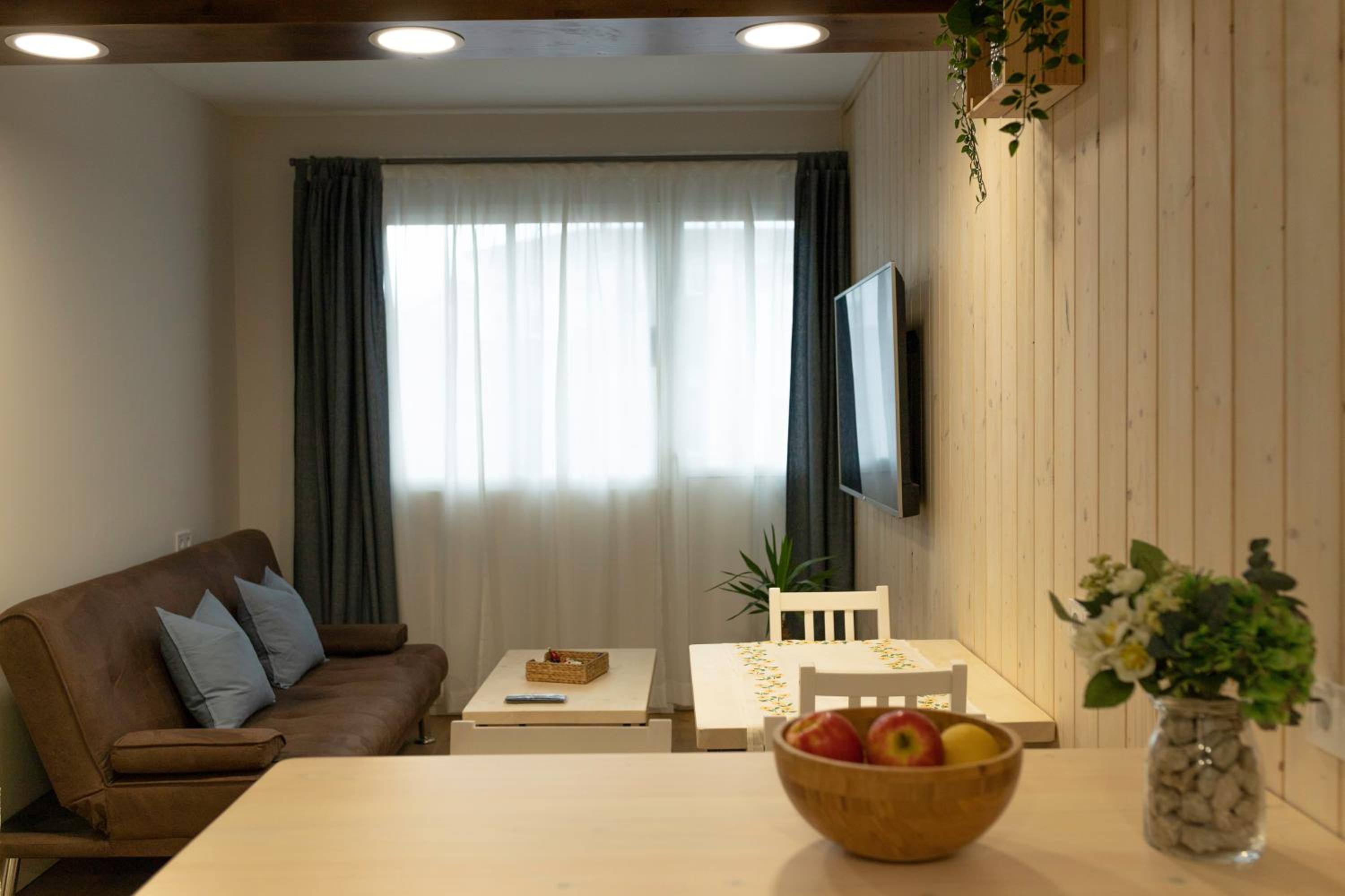 Family Room with Bath - Photo 10