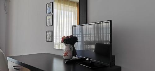 Double or Twin Room with Sea View photo 3