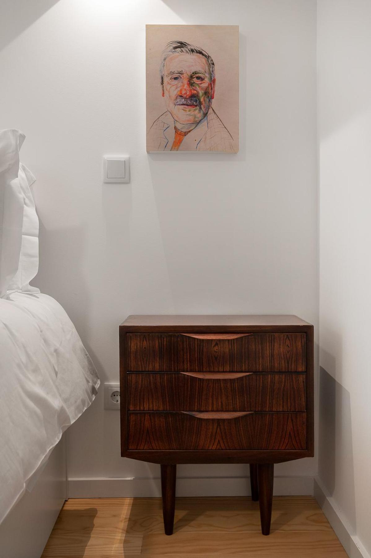 Two-Bedroom Apartment - Photo 6