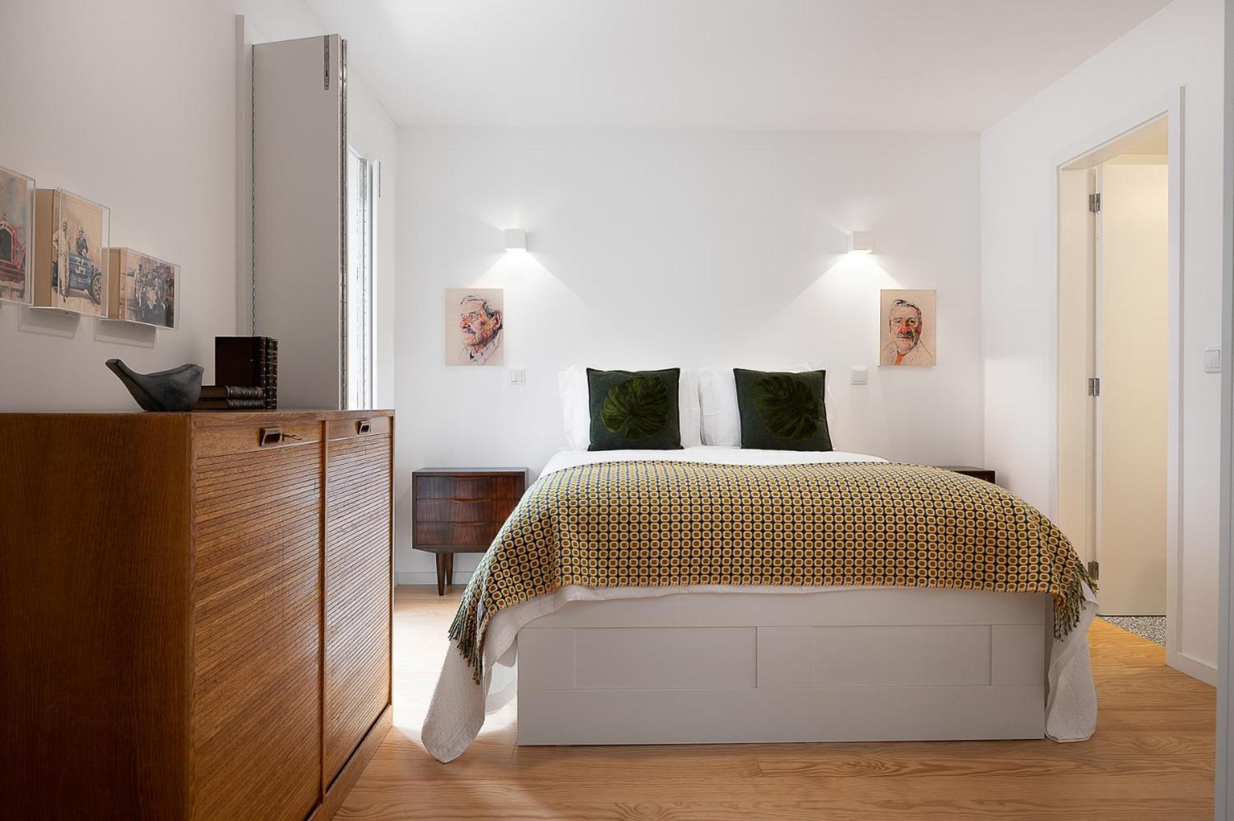 Two-Bedroom Apartment - Photo 39