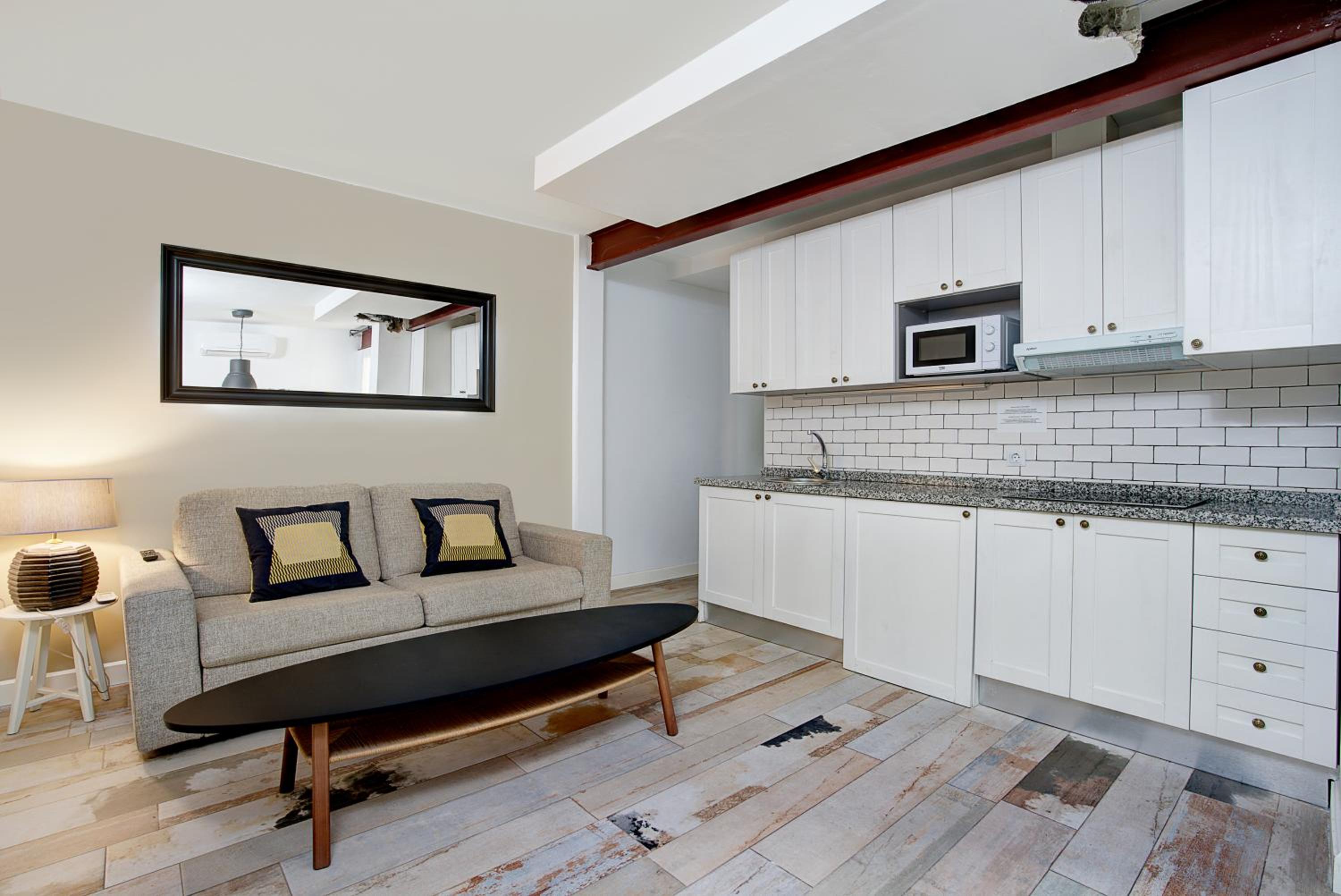 Standard Apartment - Photo 11