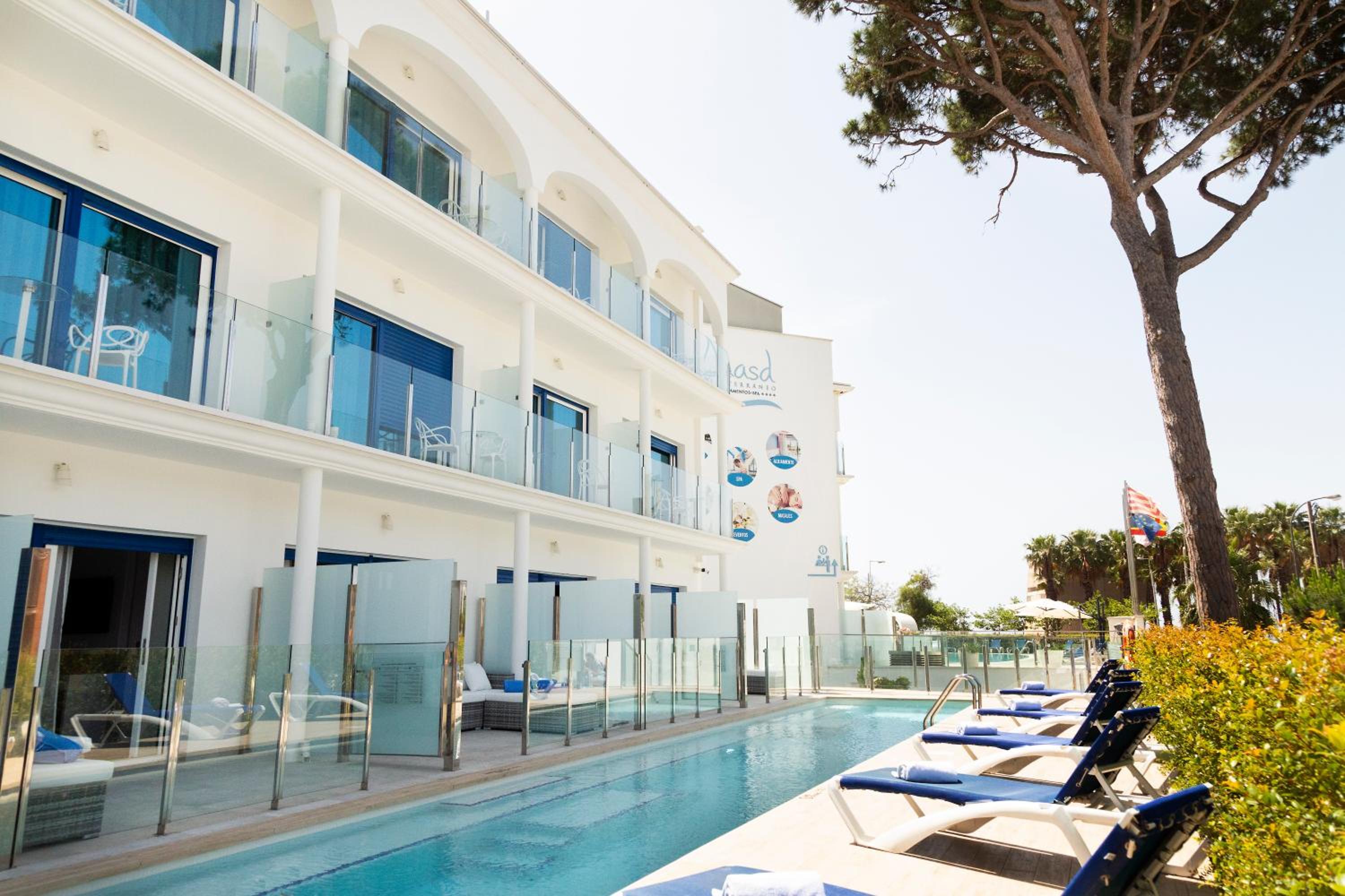 Double Room with Pool View (ADULTS ONLY) - Photo 15