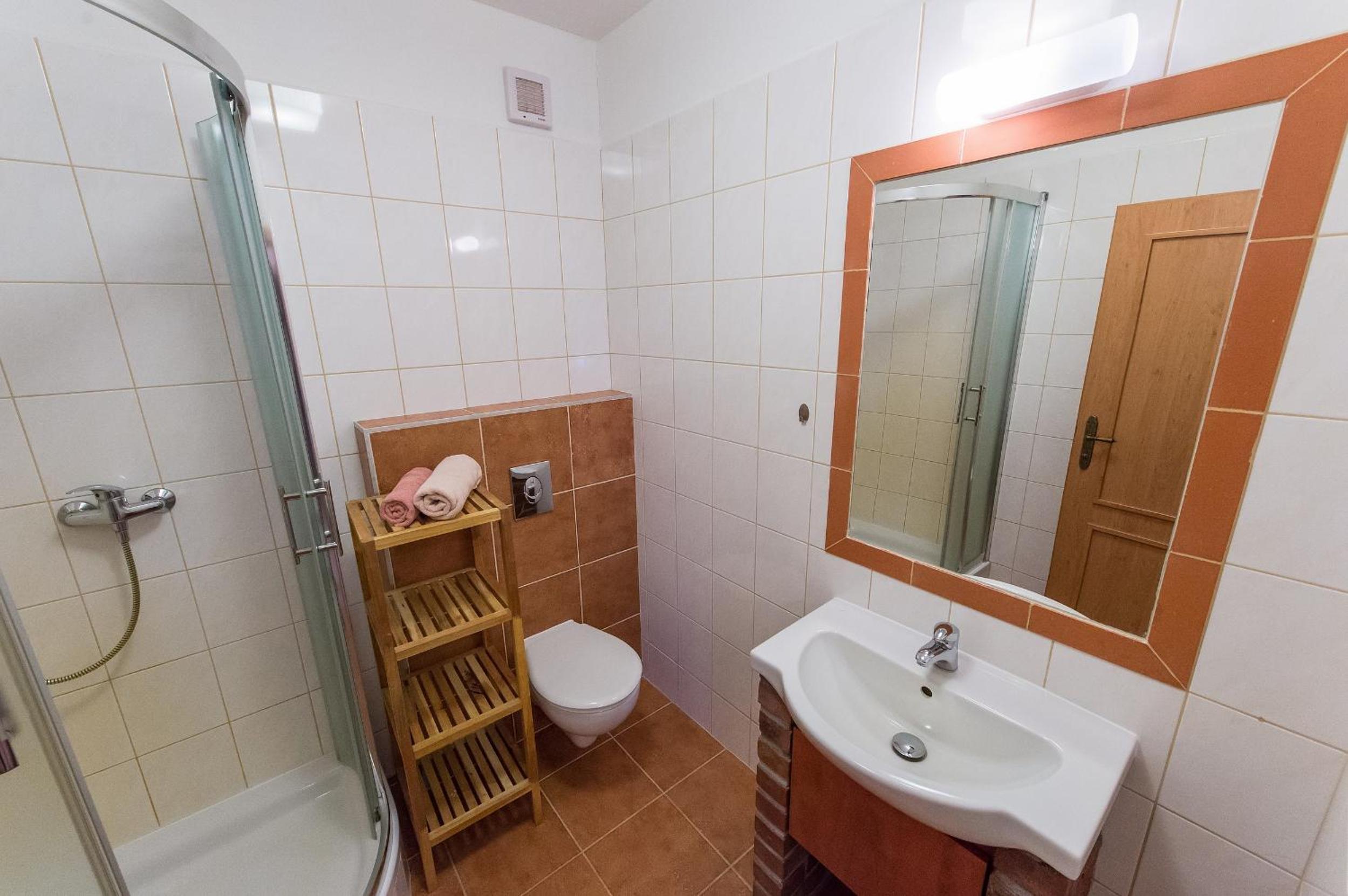 Family Suite ( 3 Adults + 2 Children) photo 3