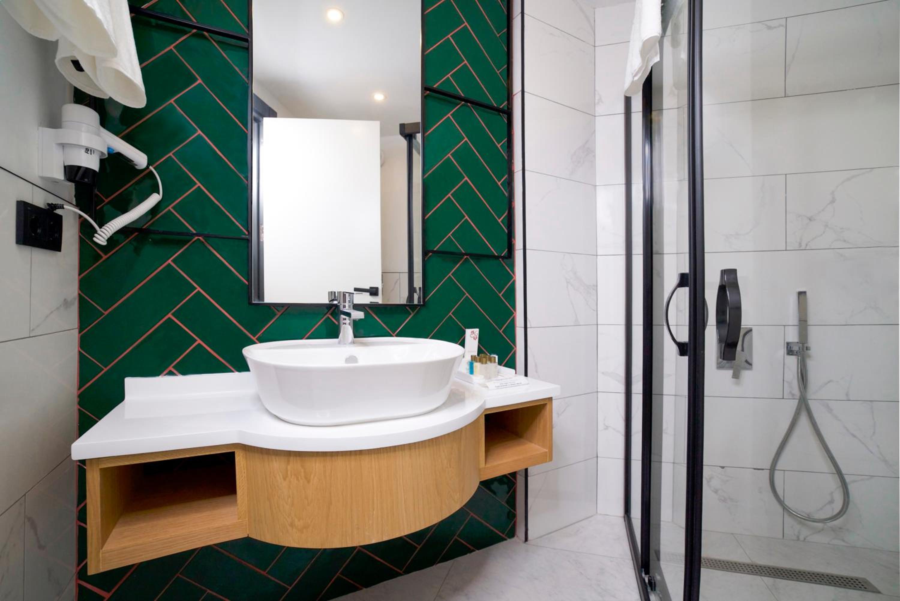 Twin Room with Pool View