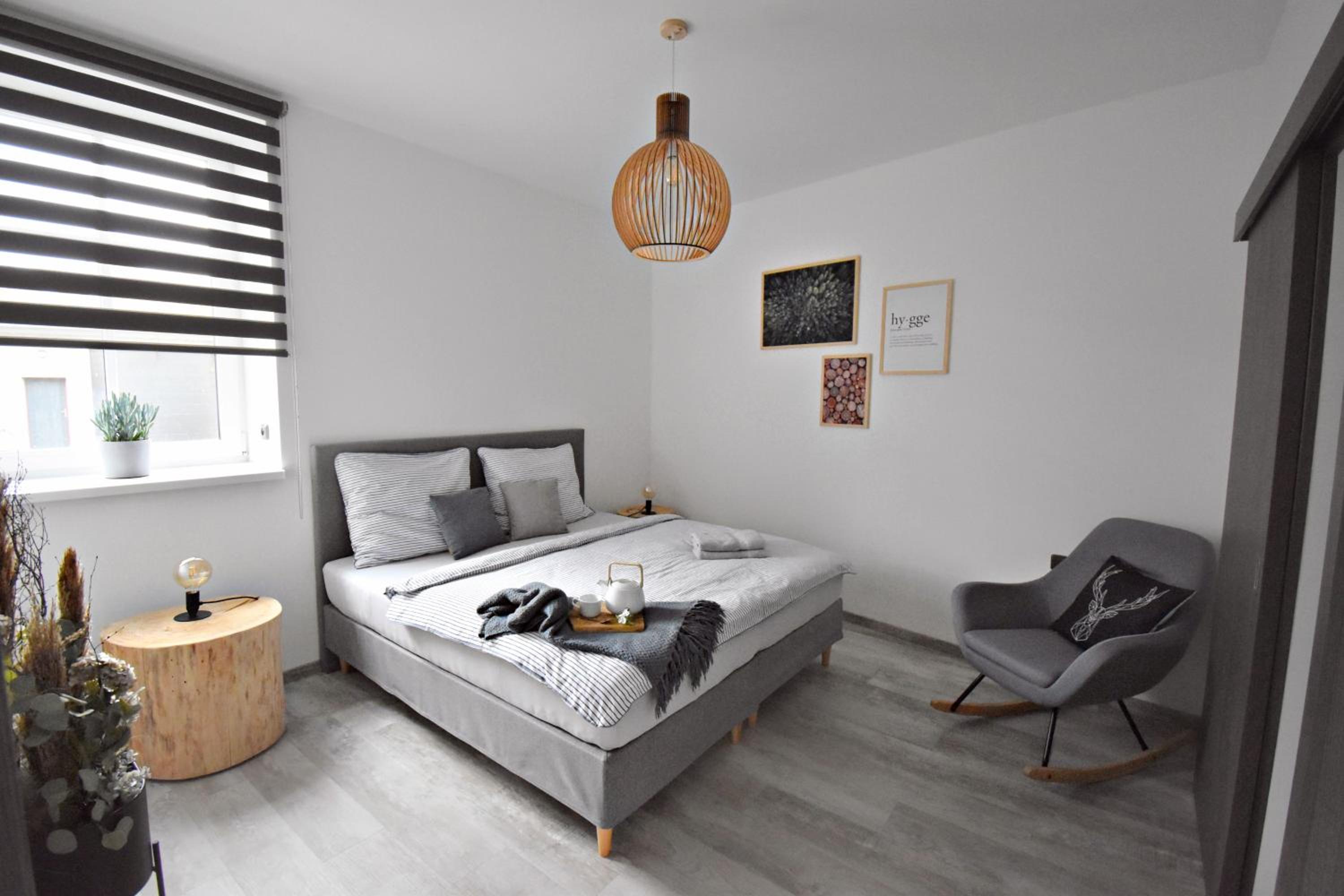 One-Bedroom Apartment - Photo 10