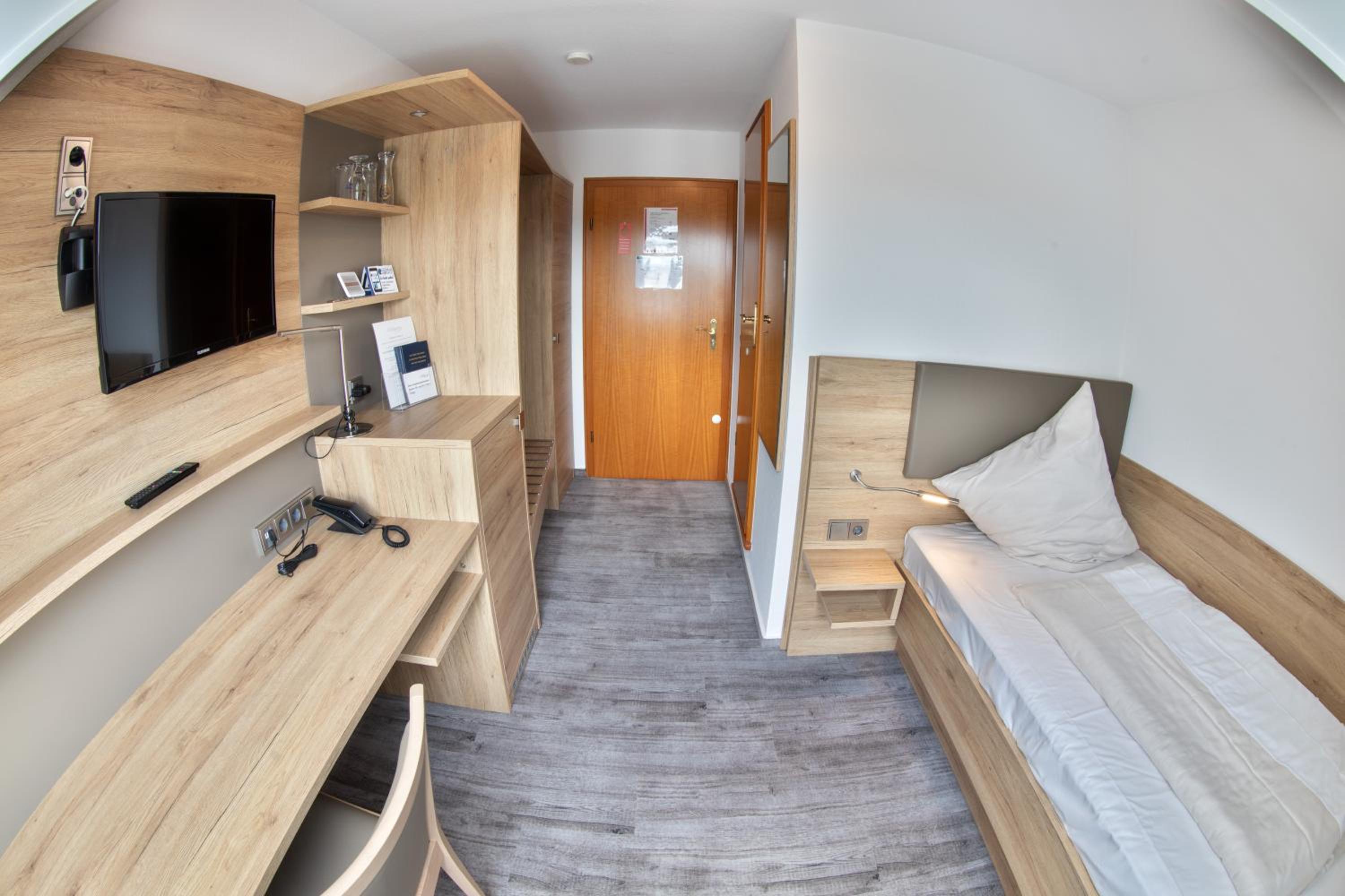 Superior Single Room photo 3