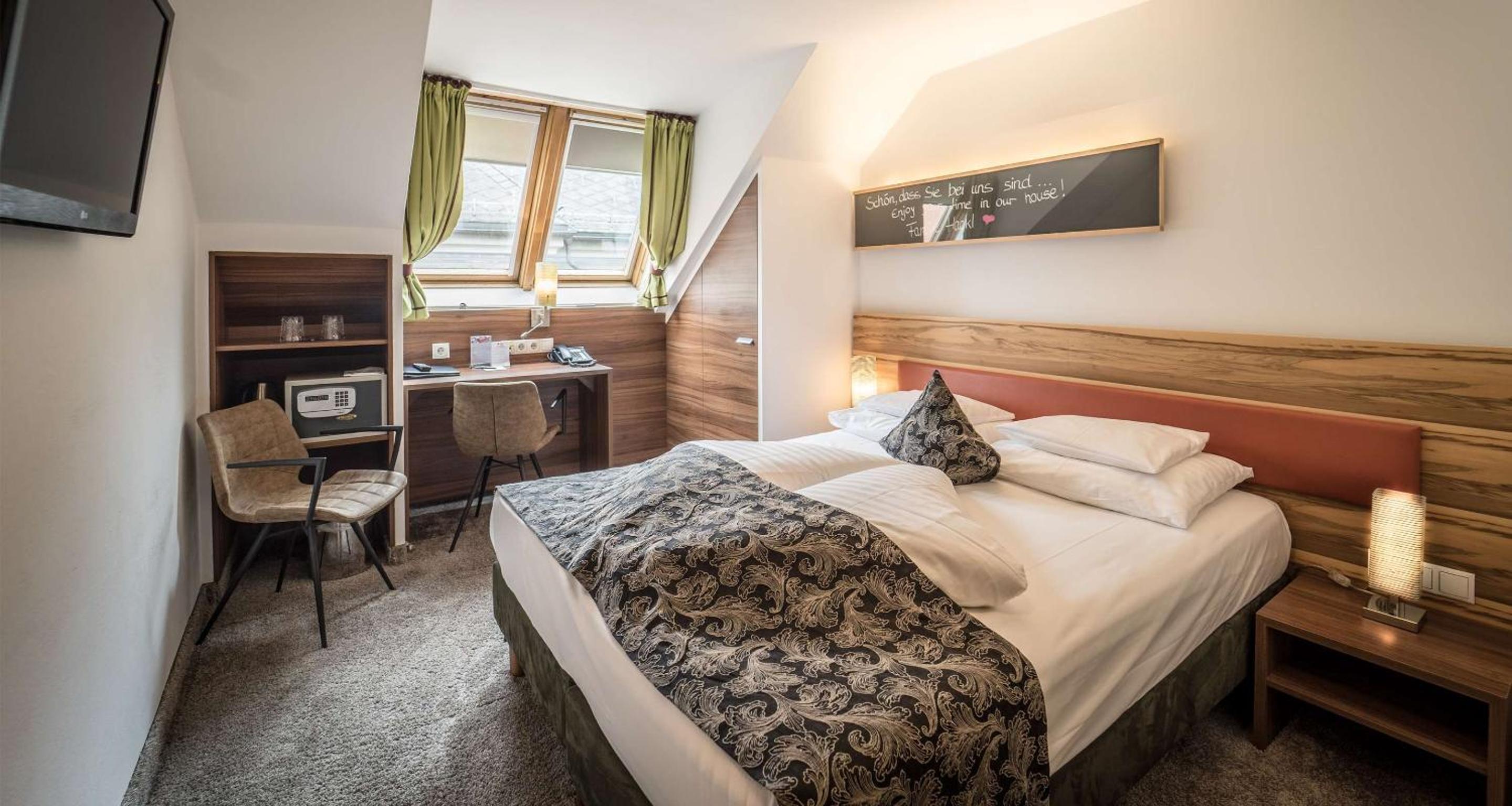 Classic Double Room - Photo 2