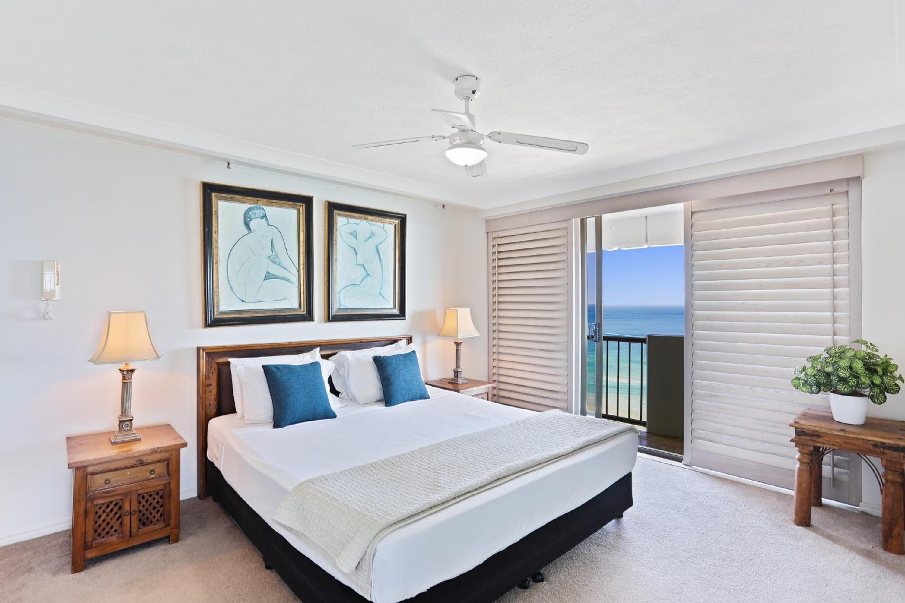 Two-Bedroom Ocean View Apartment