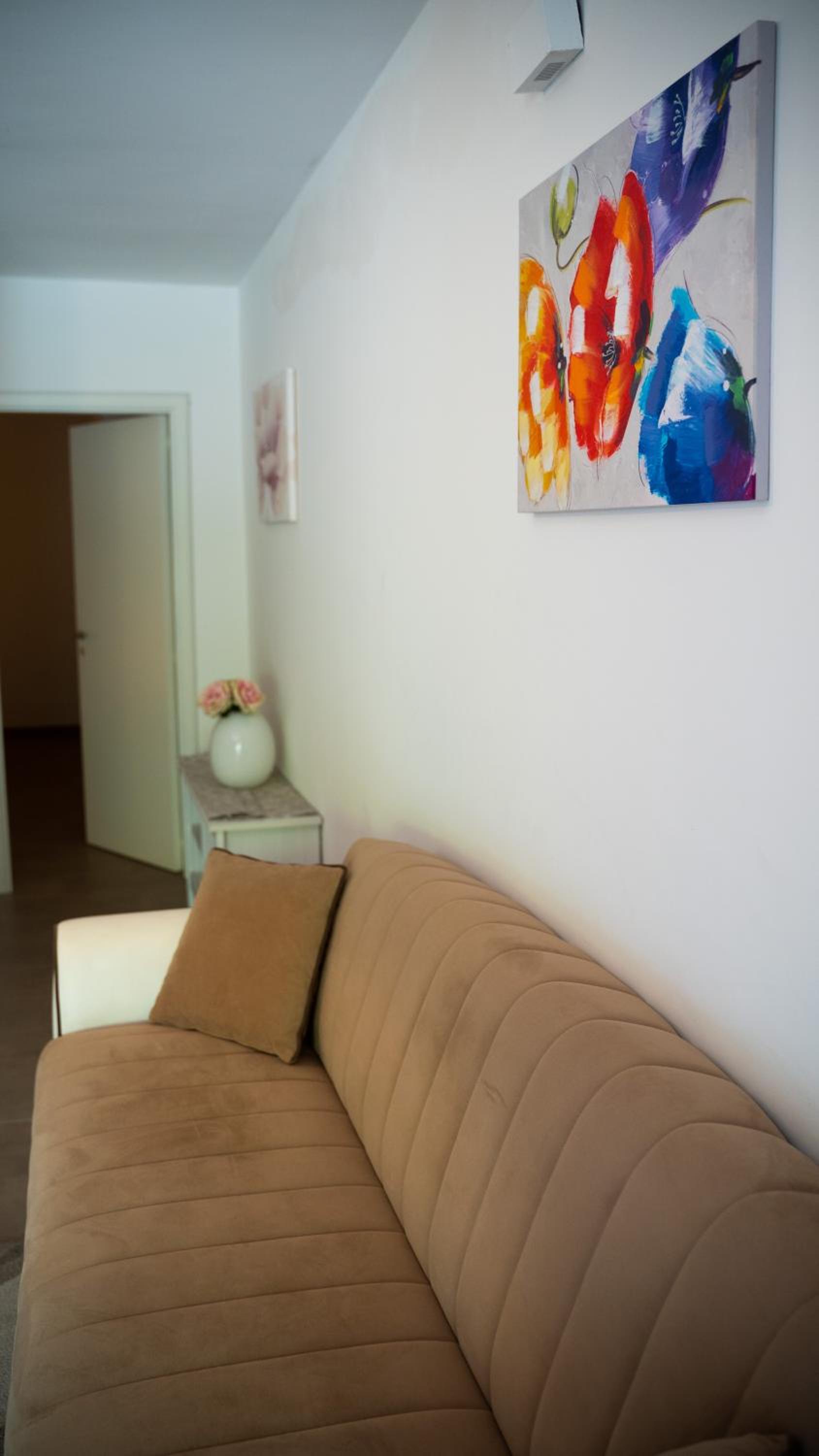 Apartment photo 1