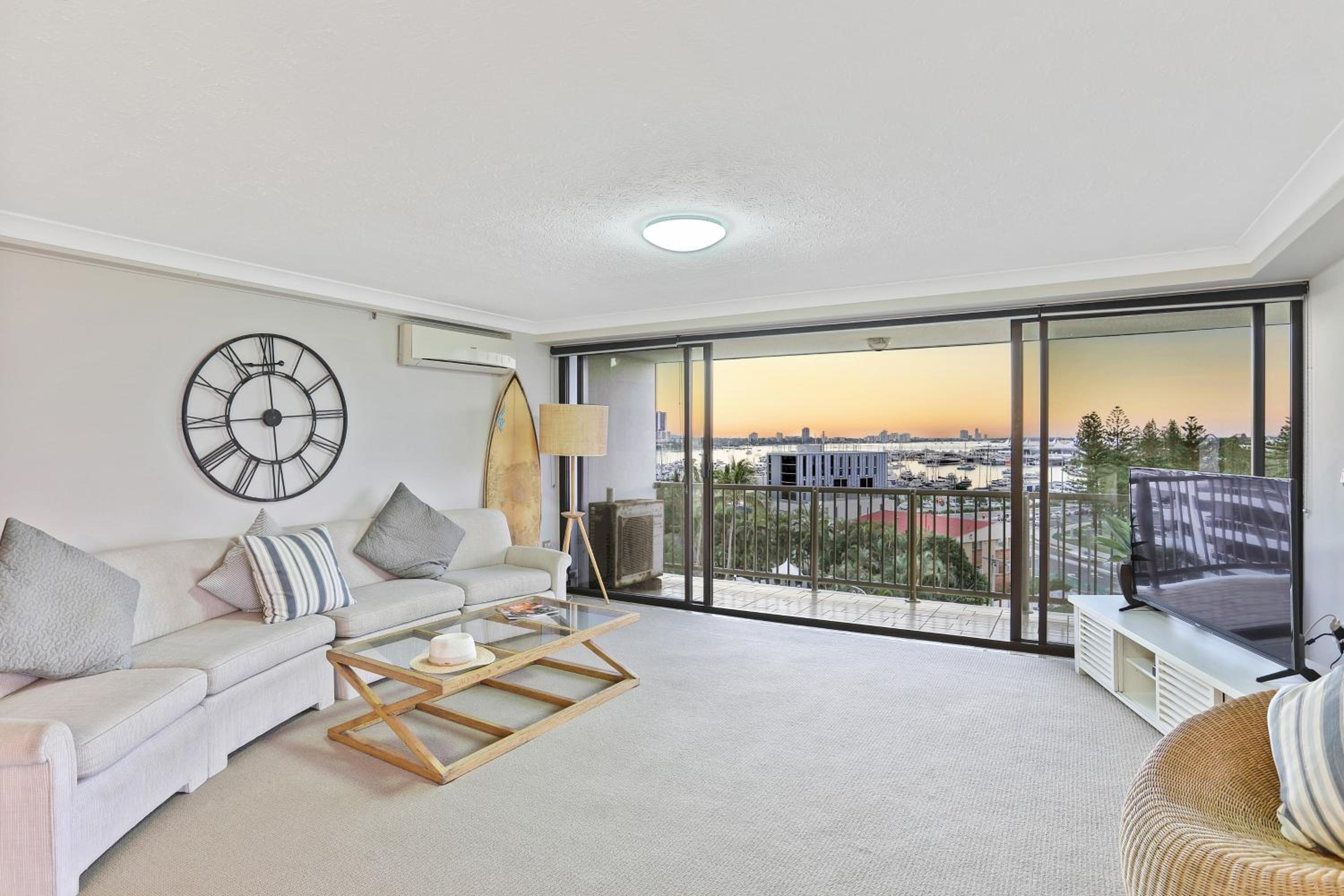 Two-Bedroom Ocean View Superior Apartment