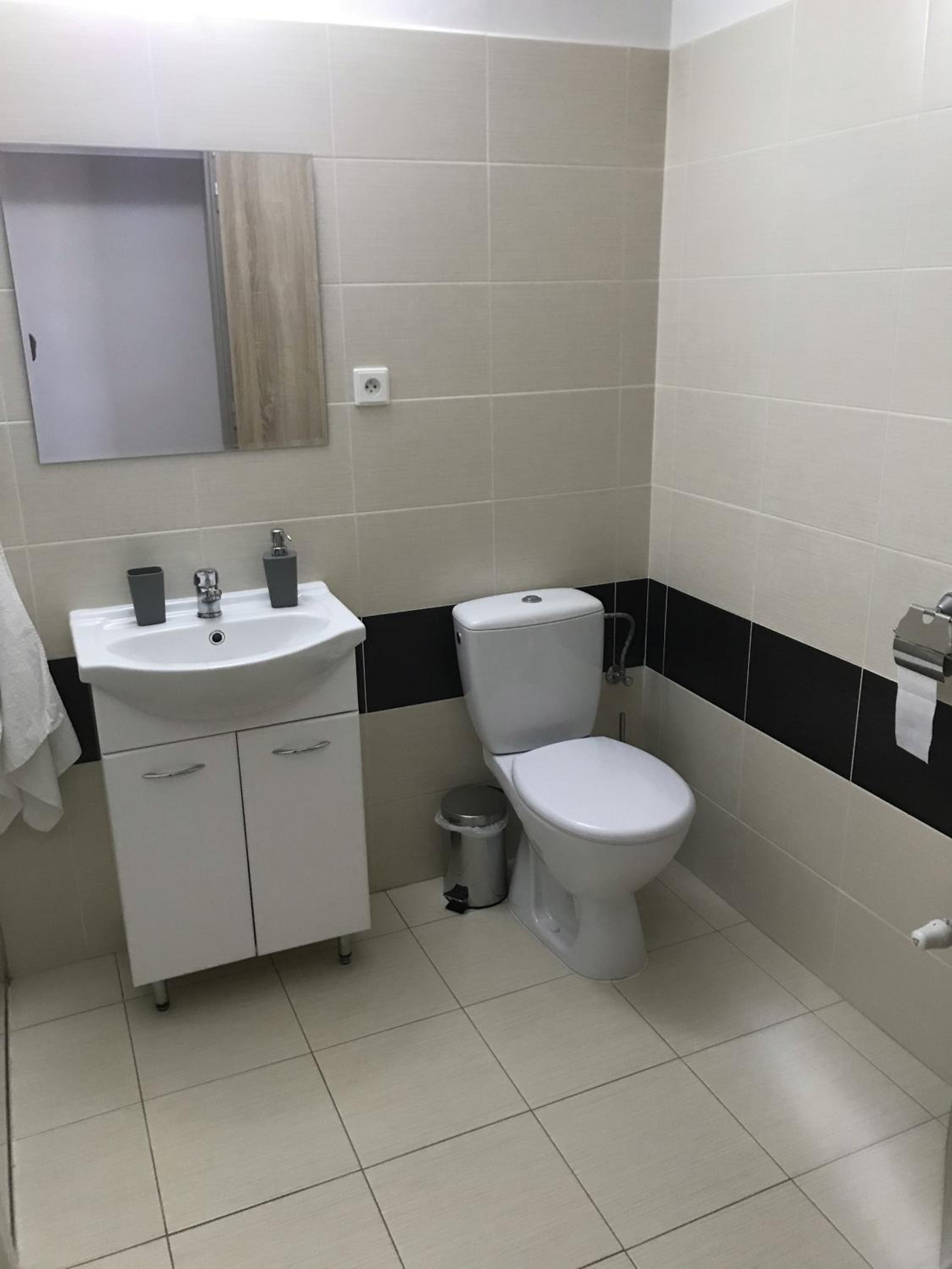 Double or Twin Room with Bathroom photo 2