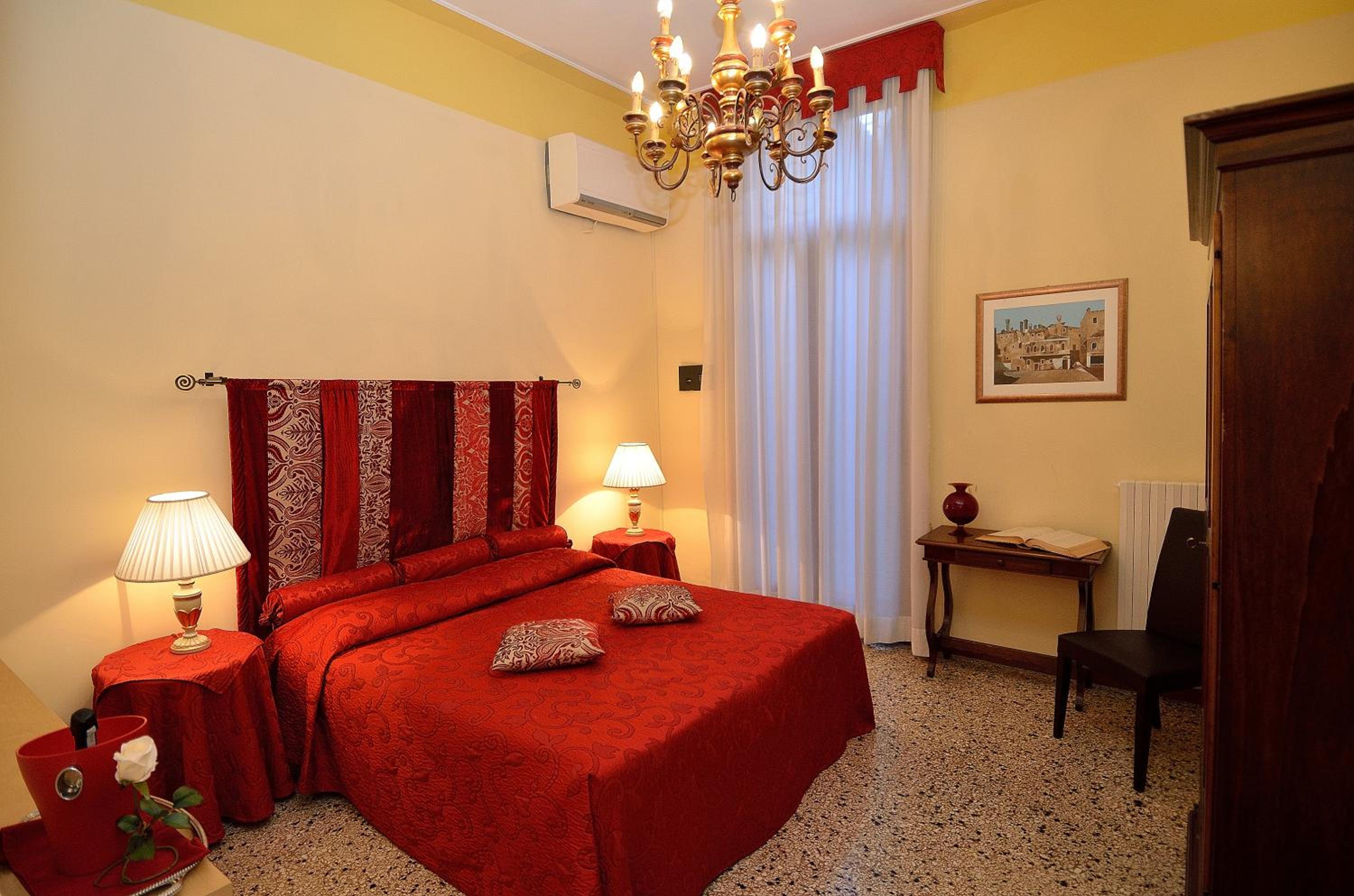 Two Bedroom Apartment - Calle dei Stagneri photo 1