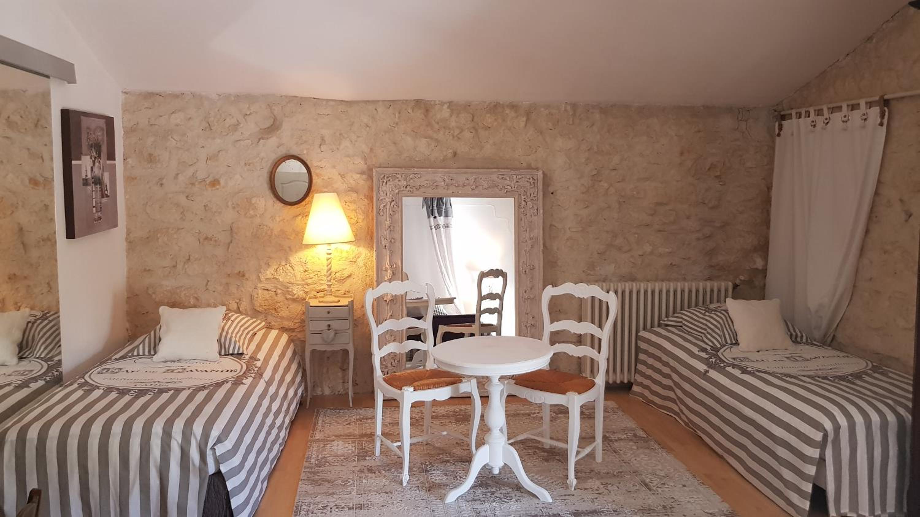 Deluxe Double Room - Photo 1