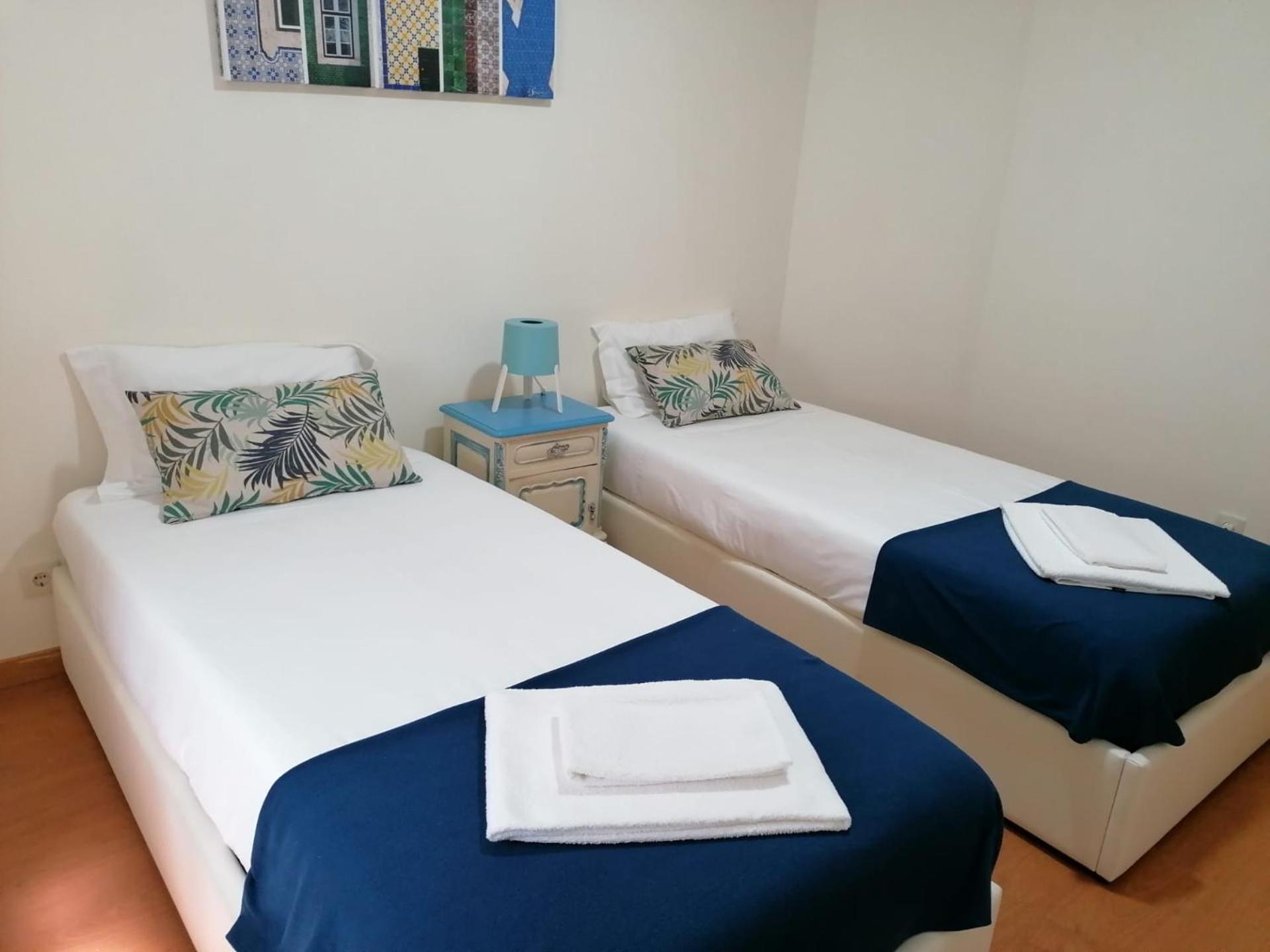 Quadruple Room with Private Bathroom - Photo 1