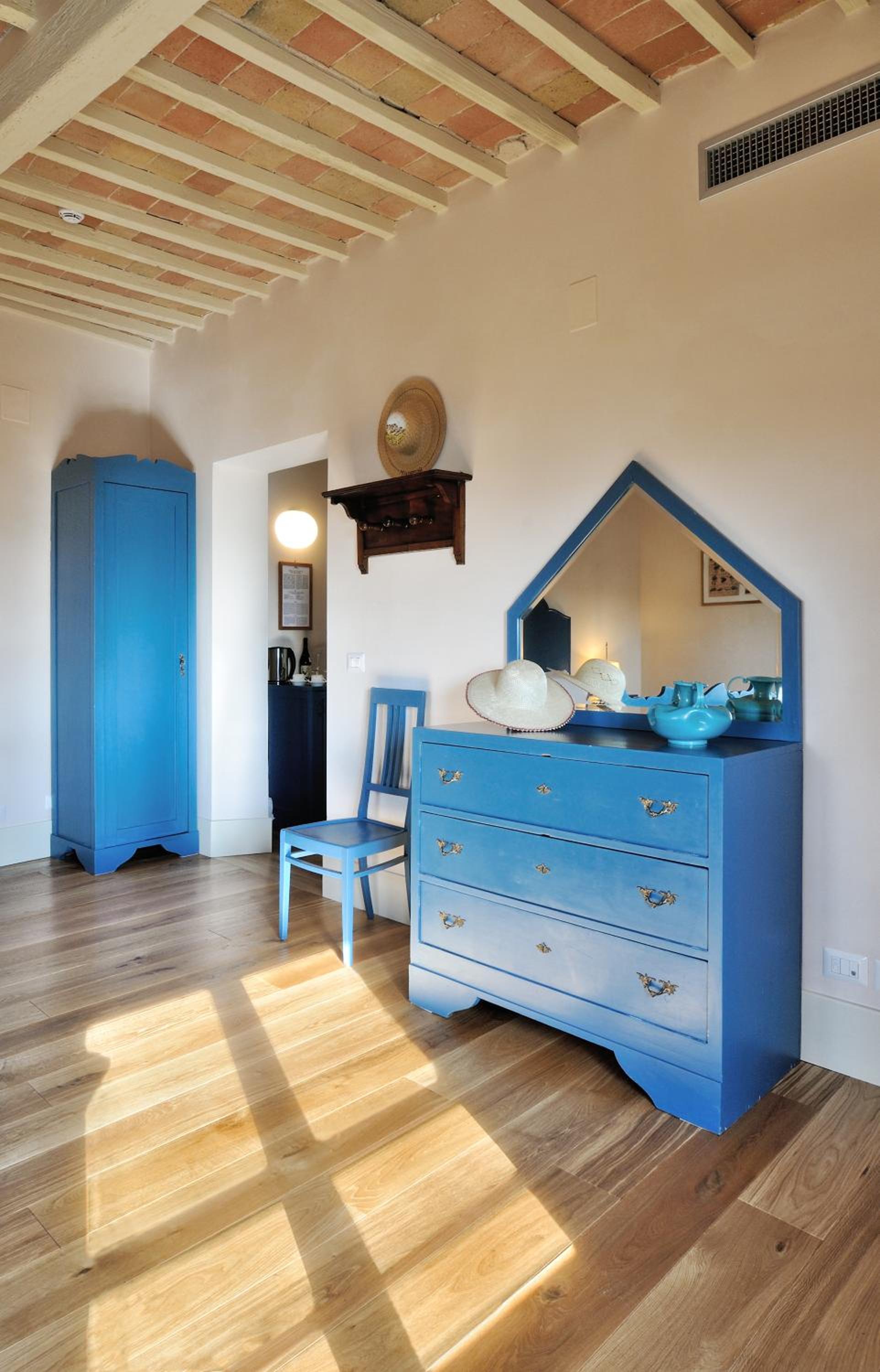 Double Room - Photo 25
