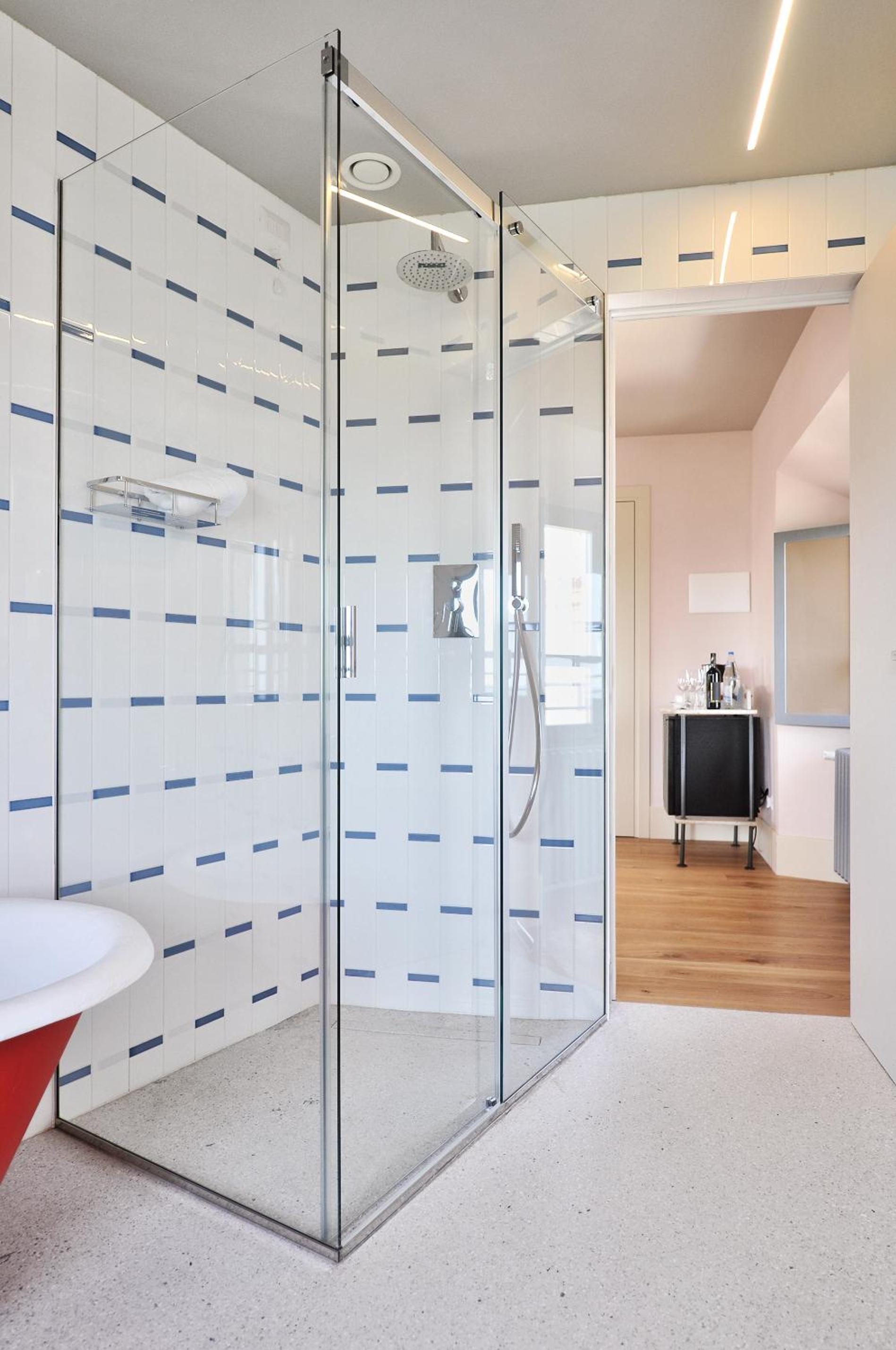 Double Room - Photo 27