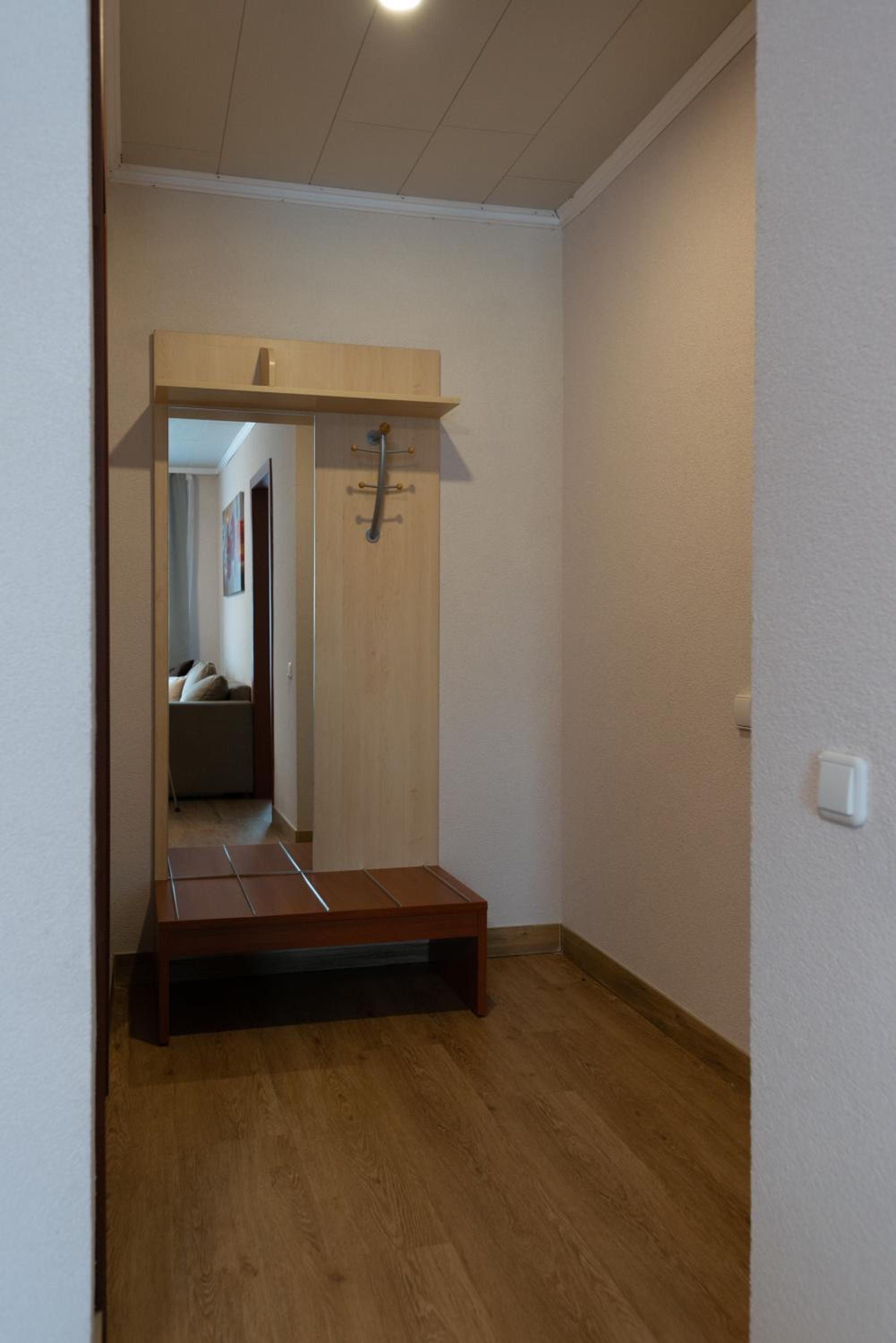 Double Room with Extra Bed - Photo 17