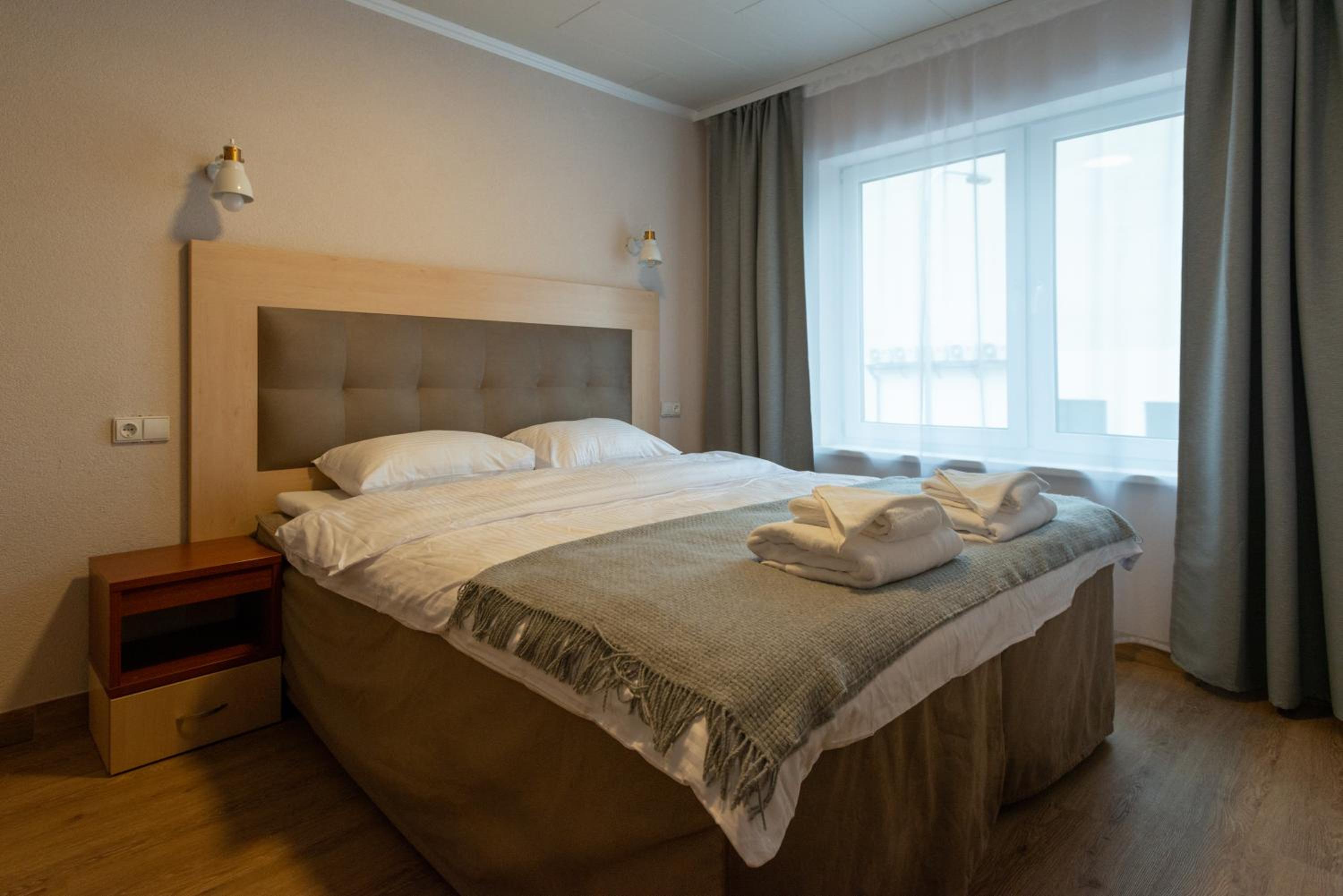 Double Room with Extra Bed - Photo 15