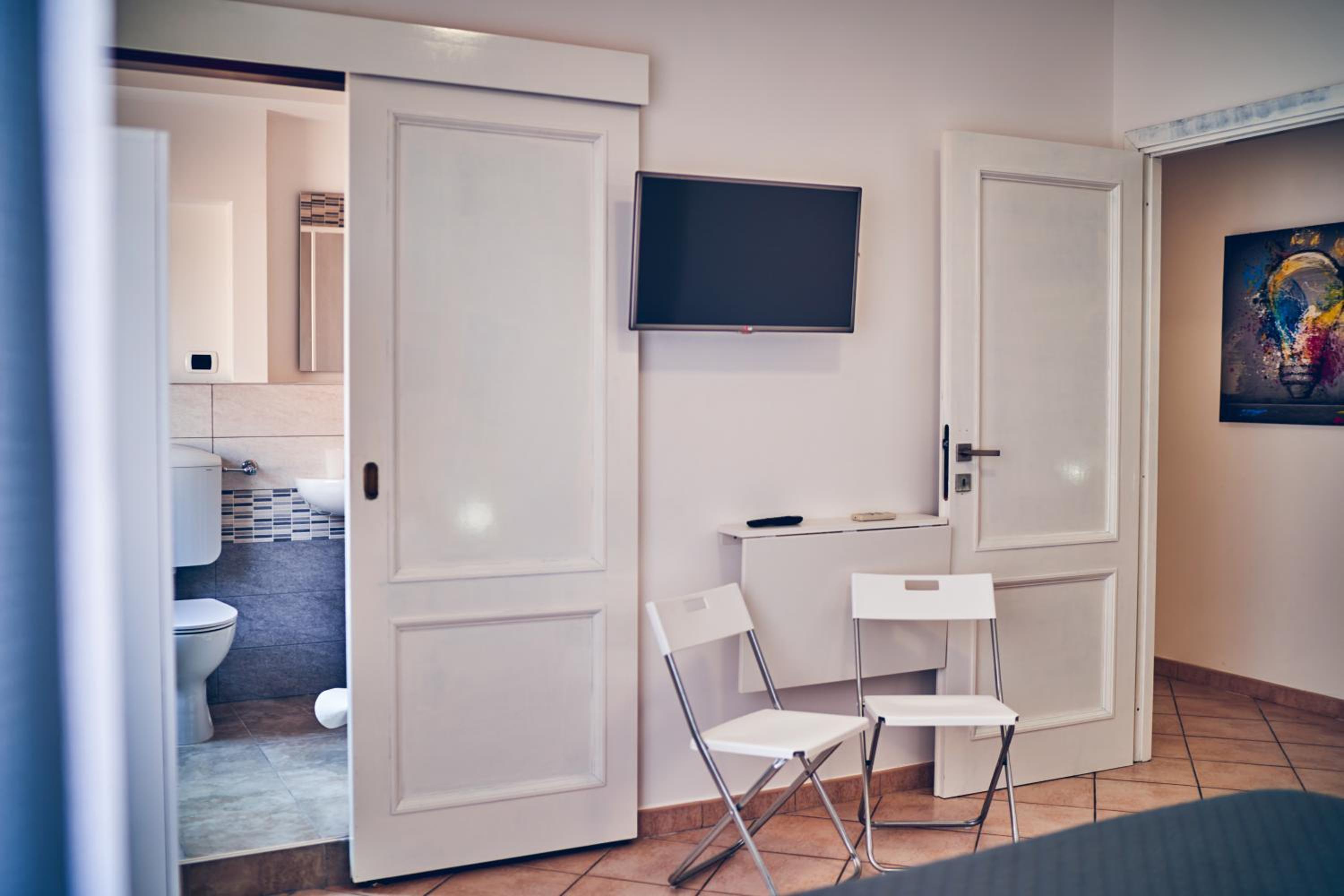 Triple Room - Photo 8